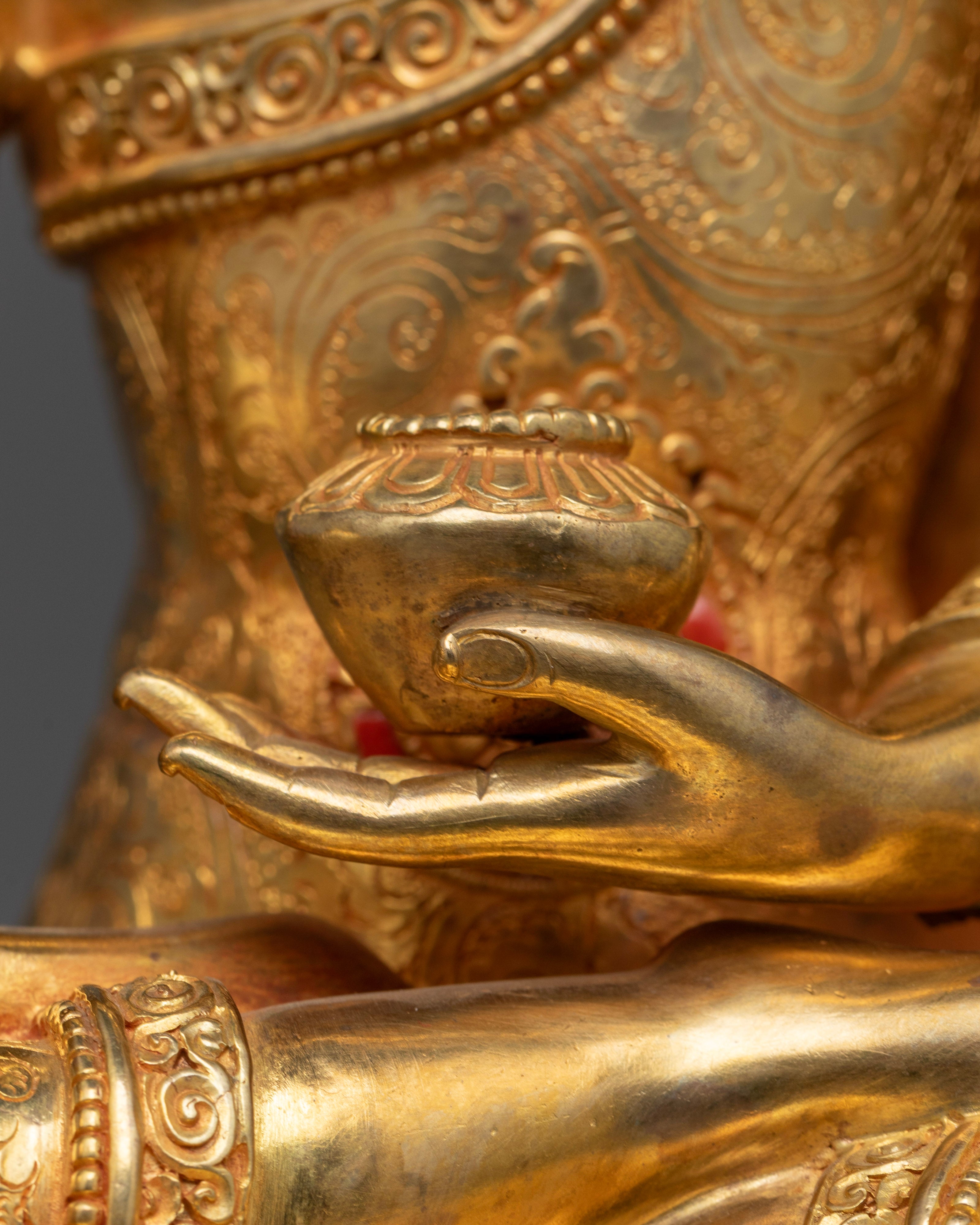 Buddha Shakyamuni Statue: Handcrafted Bodhisattva of Enlightenment