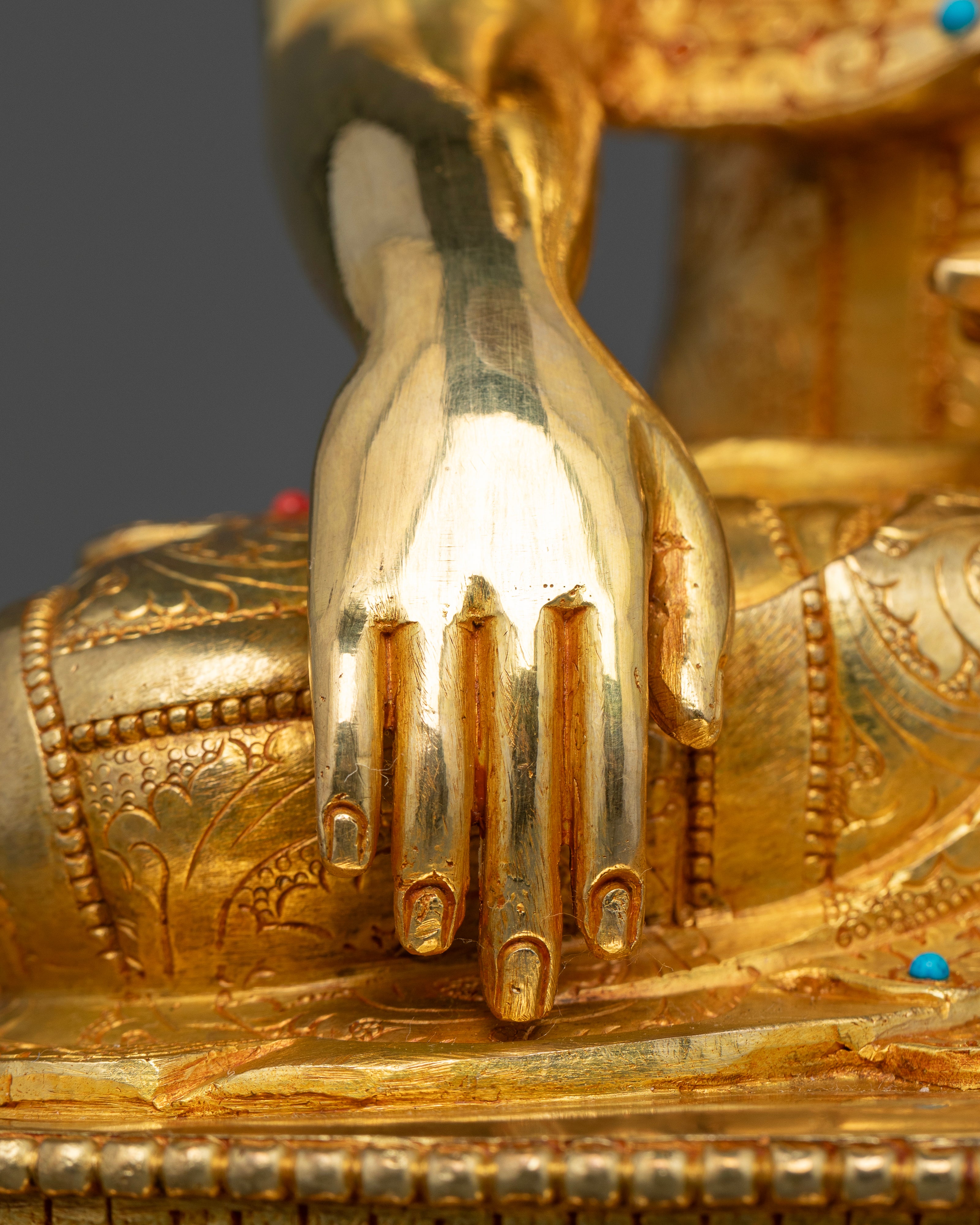 Shakyamuni Buddha: The Stillness of Enlightenment