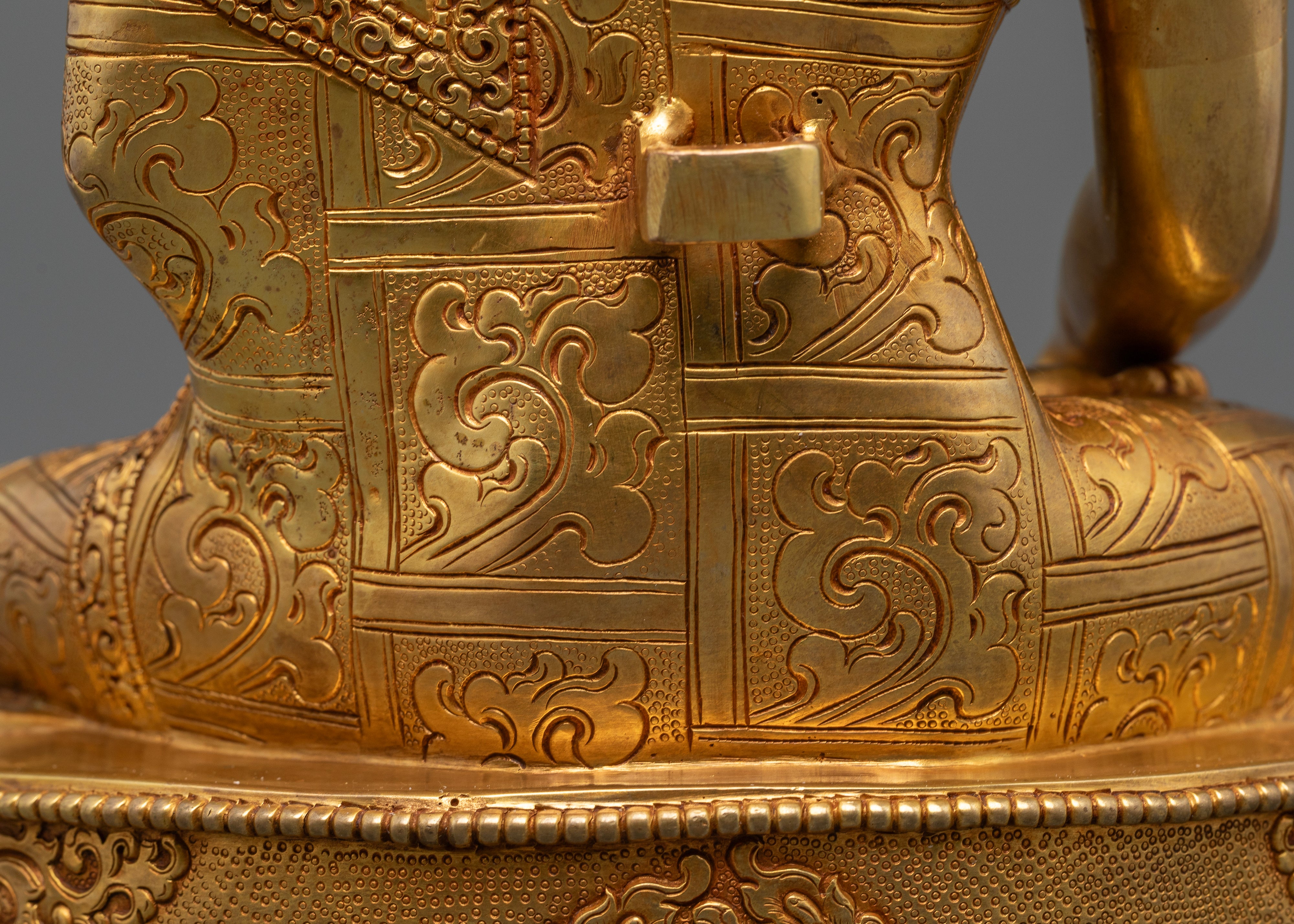 Shakyamuni Buddha: The Sage of the Shakya Clan