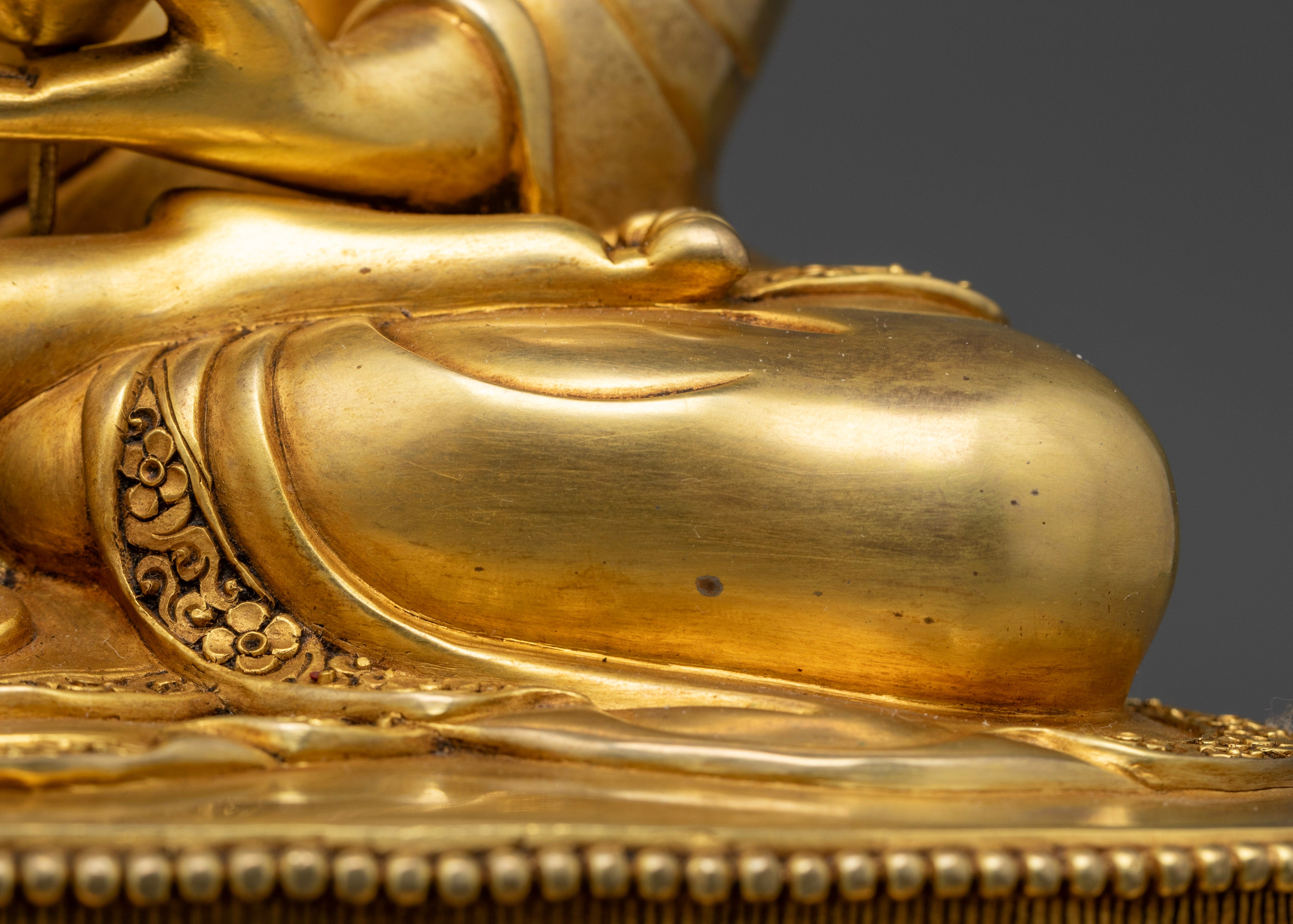 Spiritual Shakyamuni Buddha Statue for Devotion