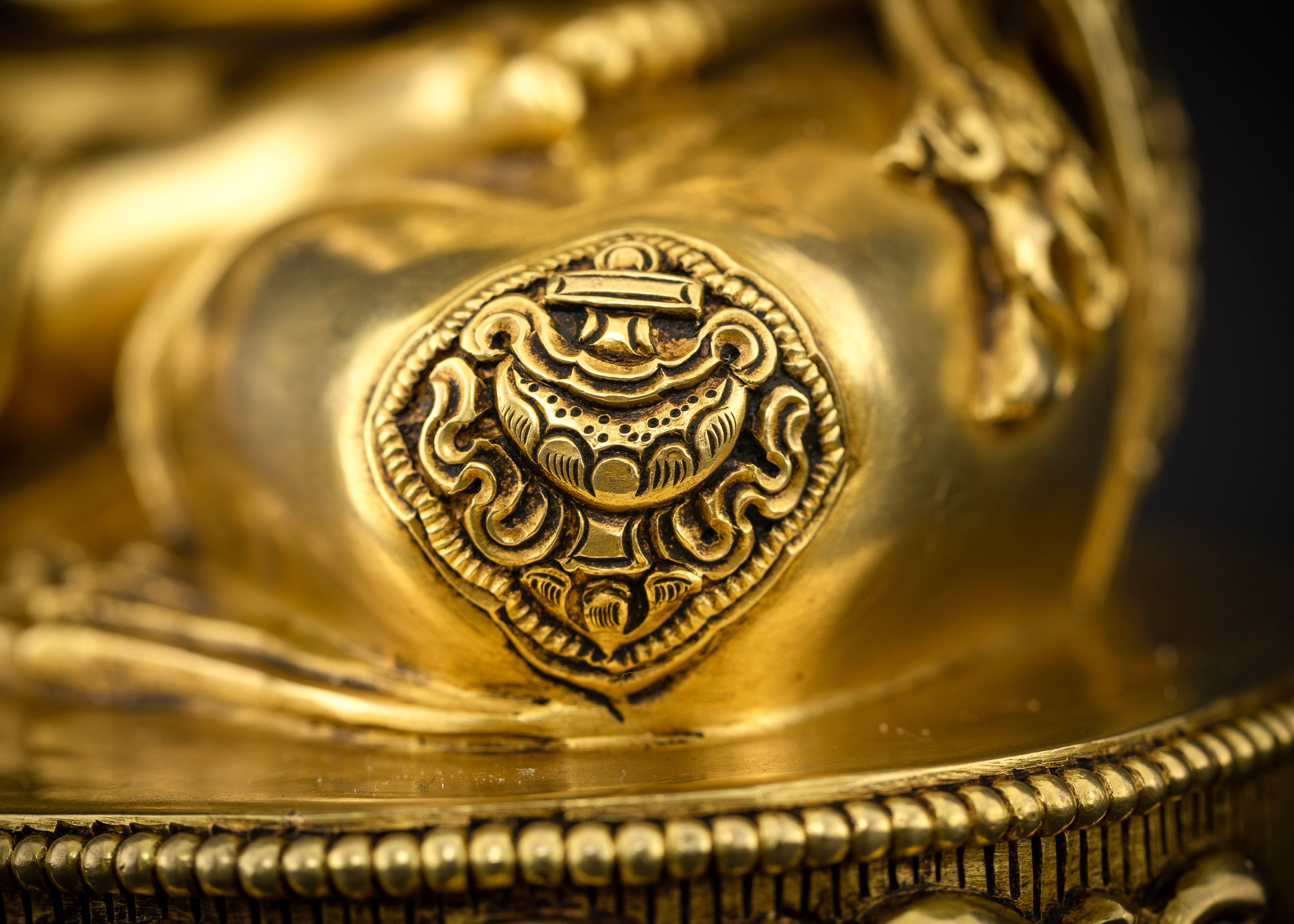 Gautam Buddha Statue : Traditional Shakyamuni Buddha Sculpture