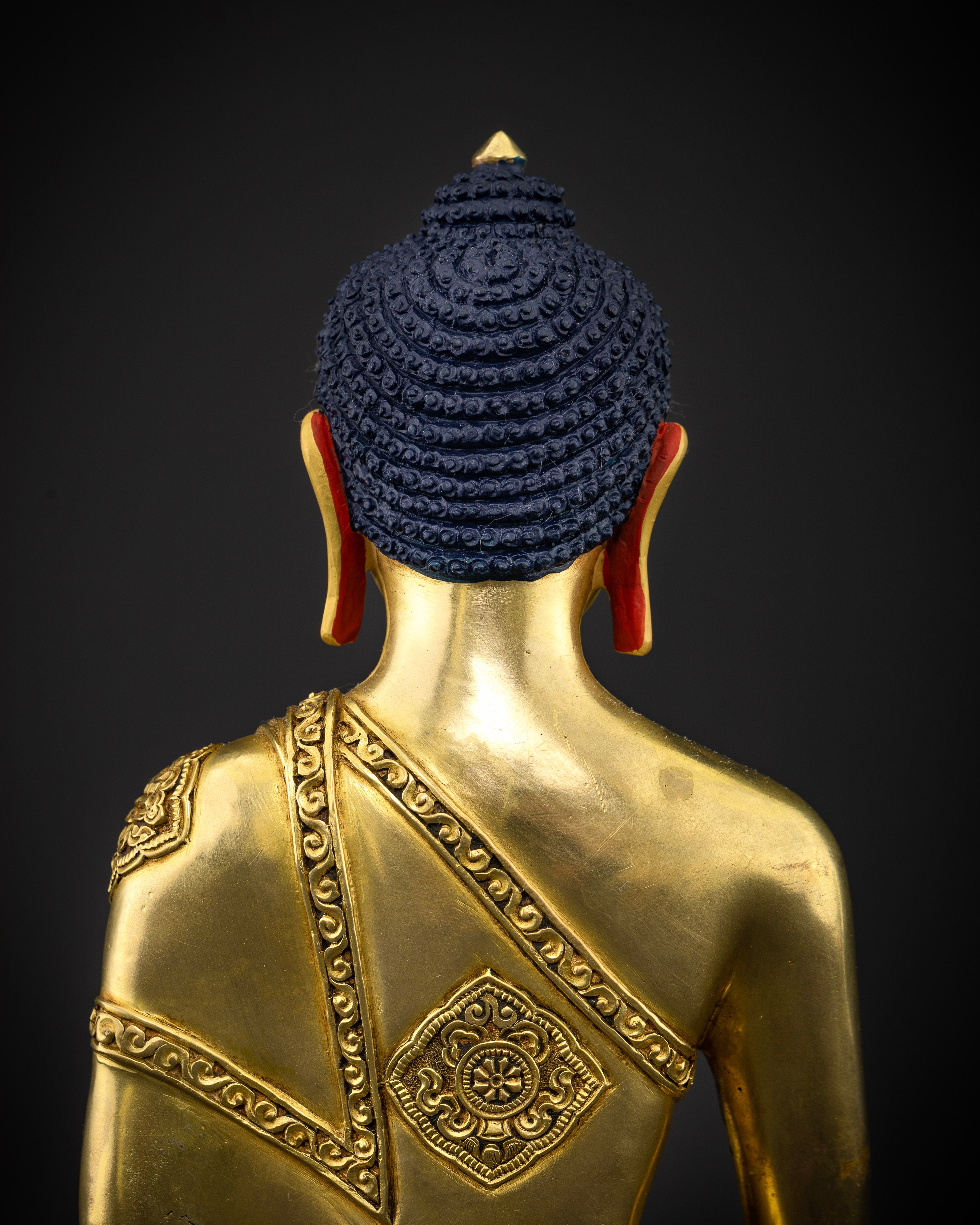 Gautam Buddha Statue : Traditional Shakyamuni Buddha Sculpture