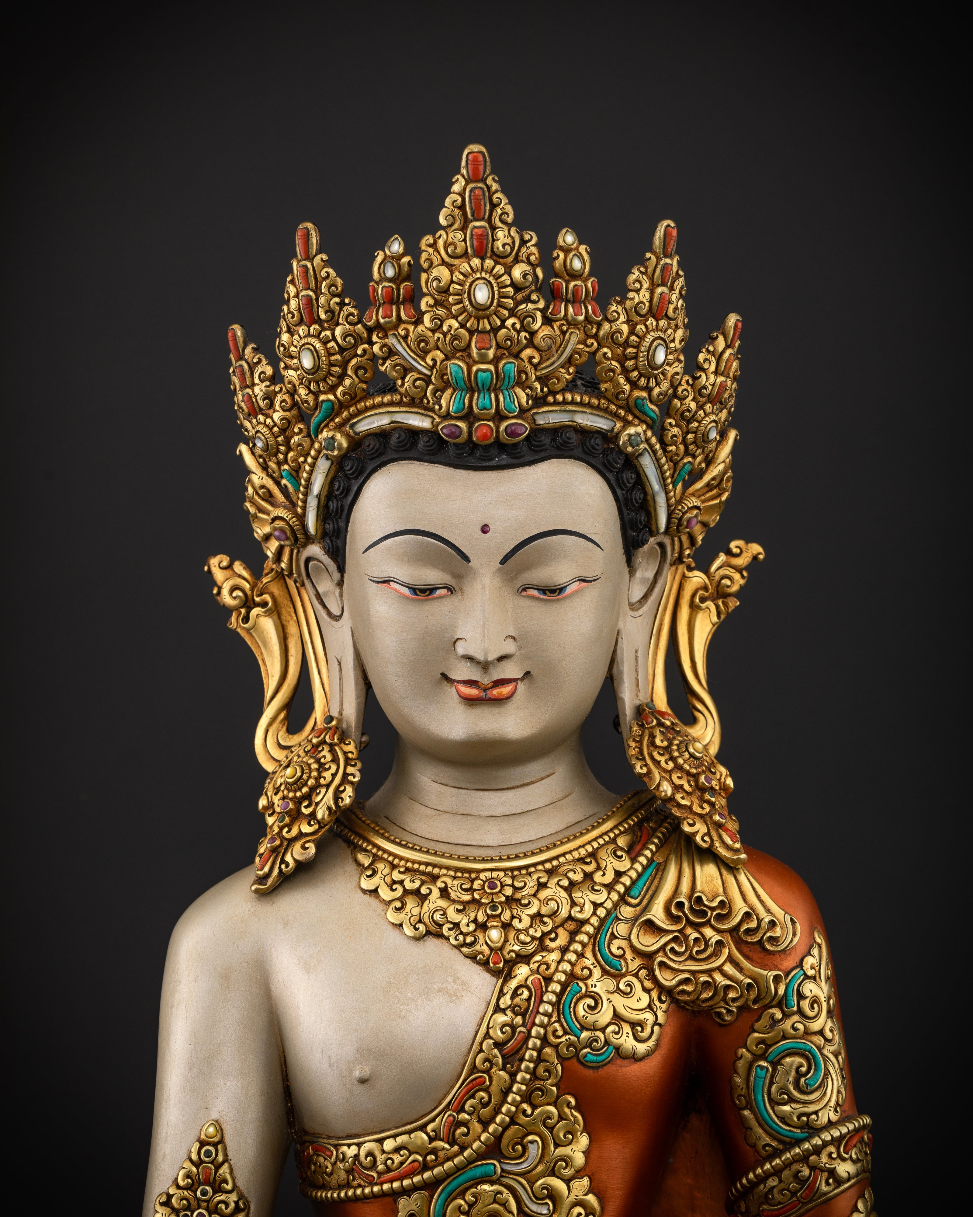 Crowned Shakyamuni Buddha Statue