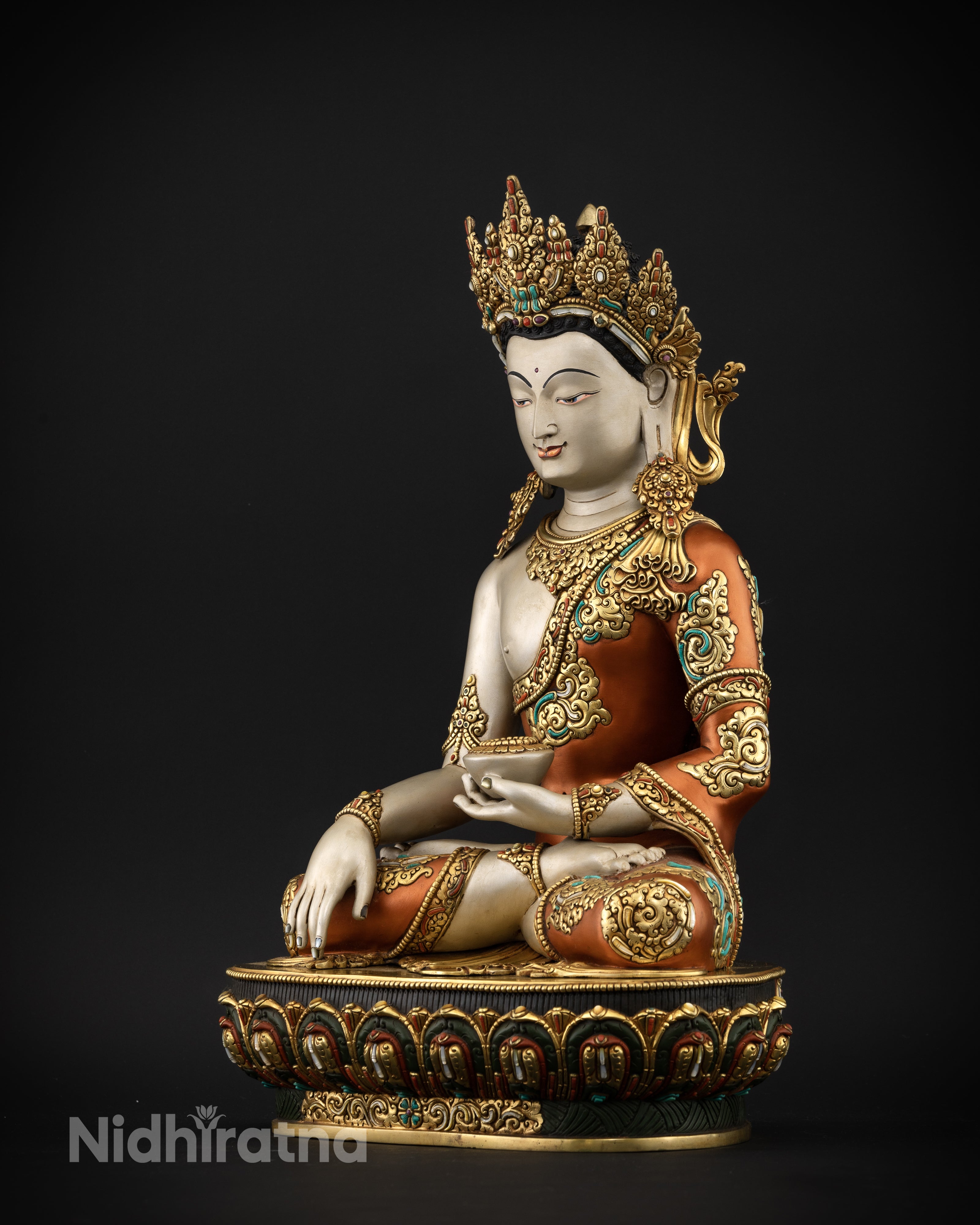 Crowned Shakyamuni Buddha Statue