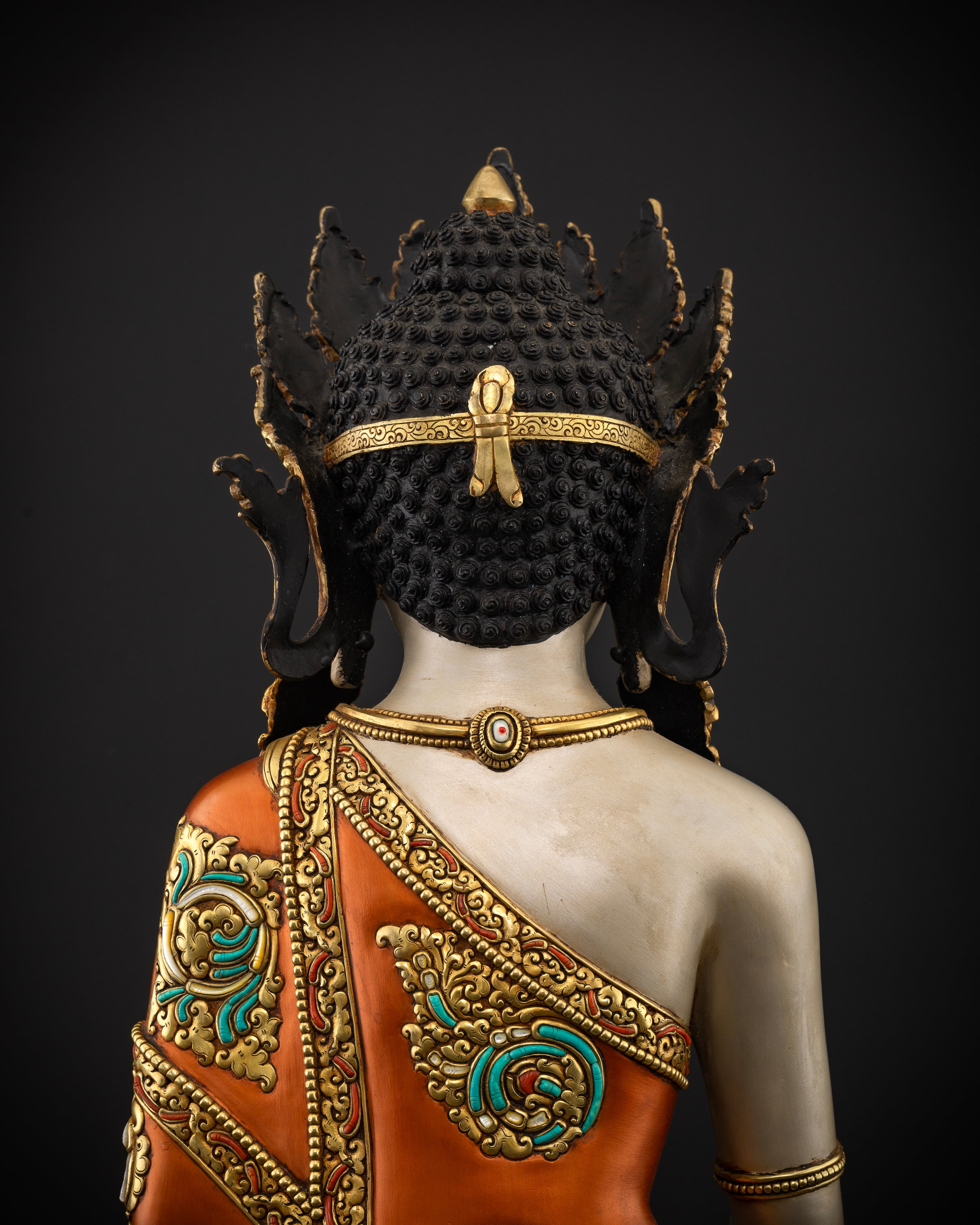 Crowned Shakyamuni Buddha Statue
