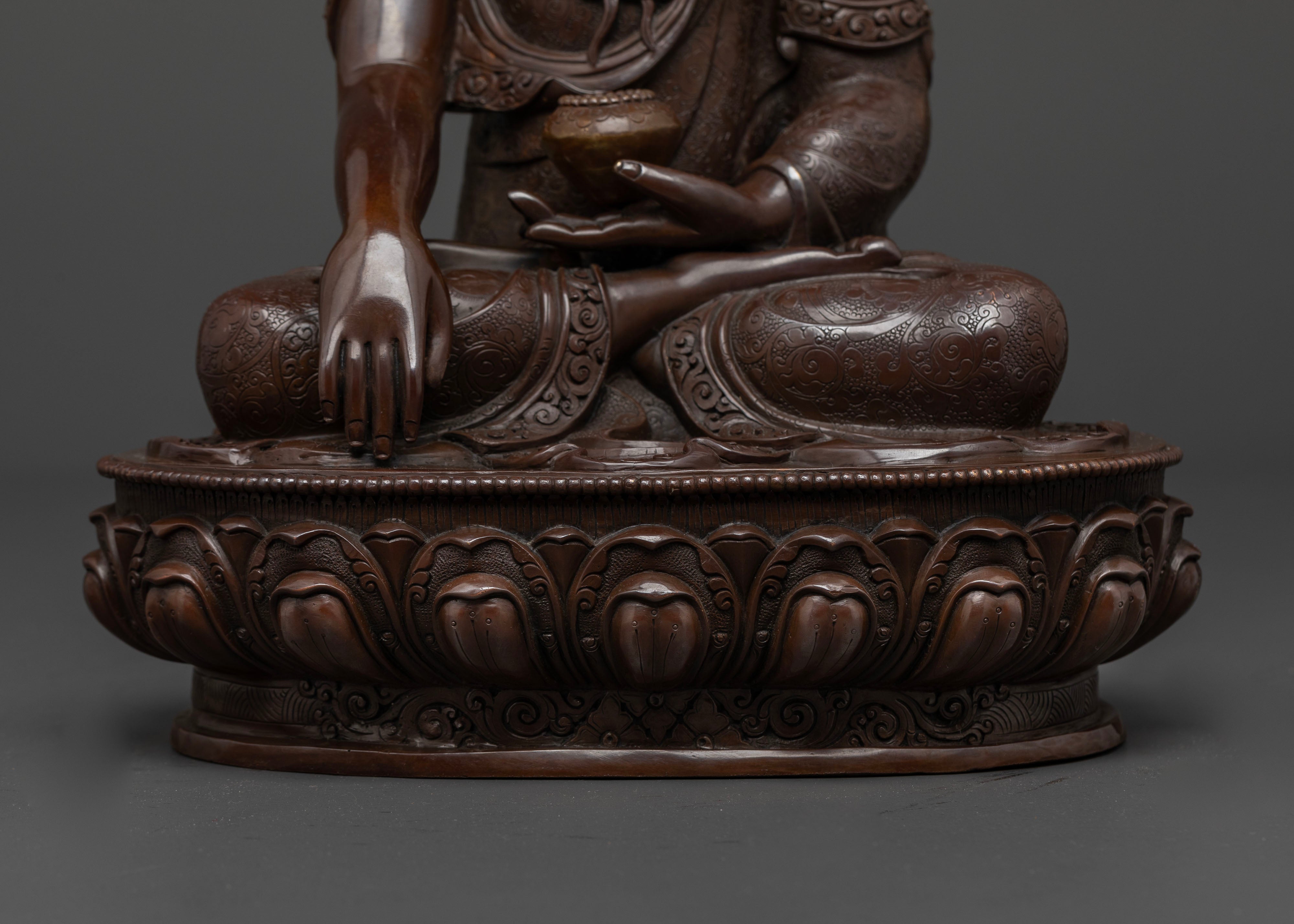 Artistic Oxidized Shakyamuni Buddha Statue With Fine Details