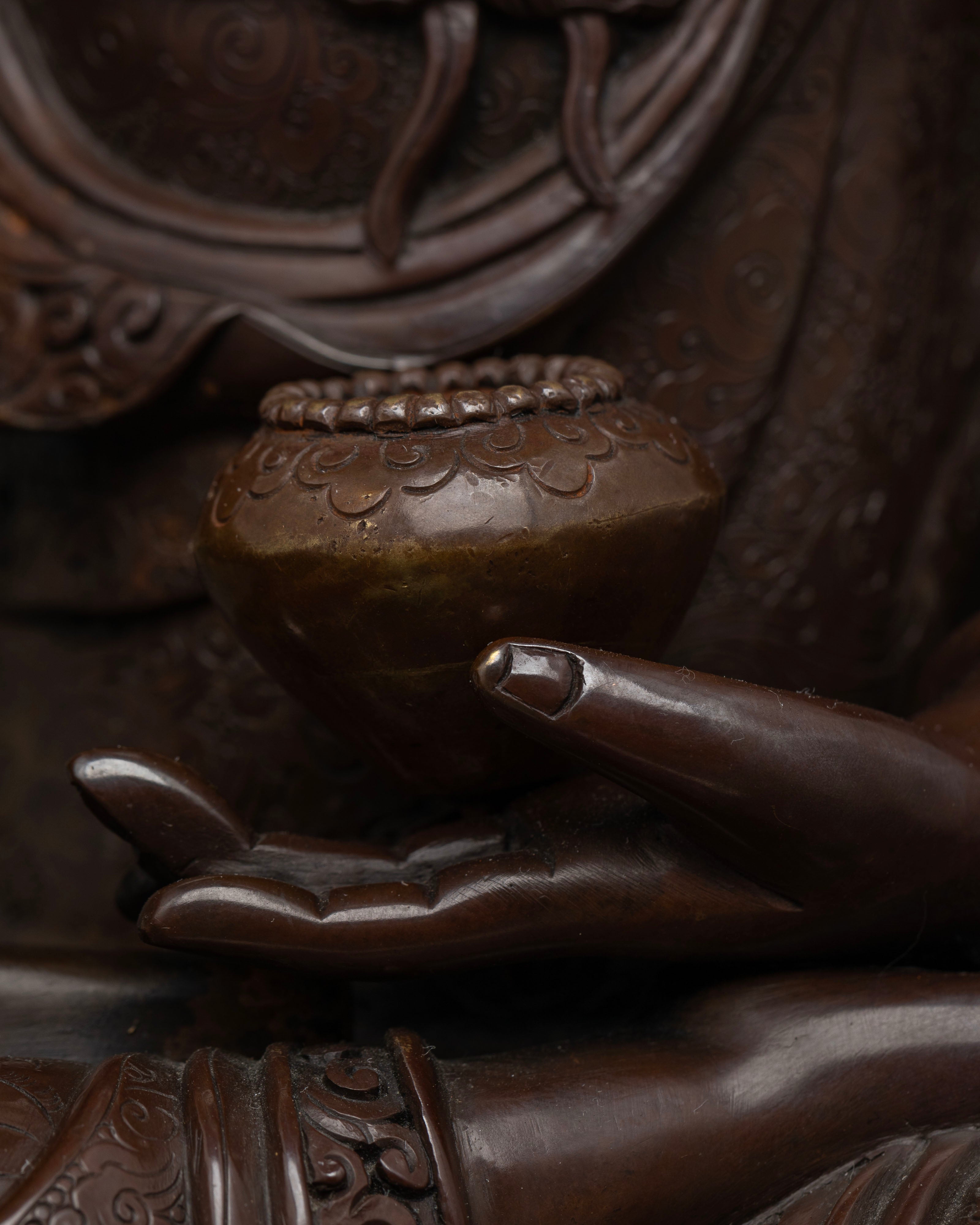 Artistic Oxidized Shakyamuni Buddha Statue With Fine Details
