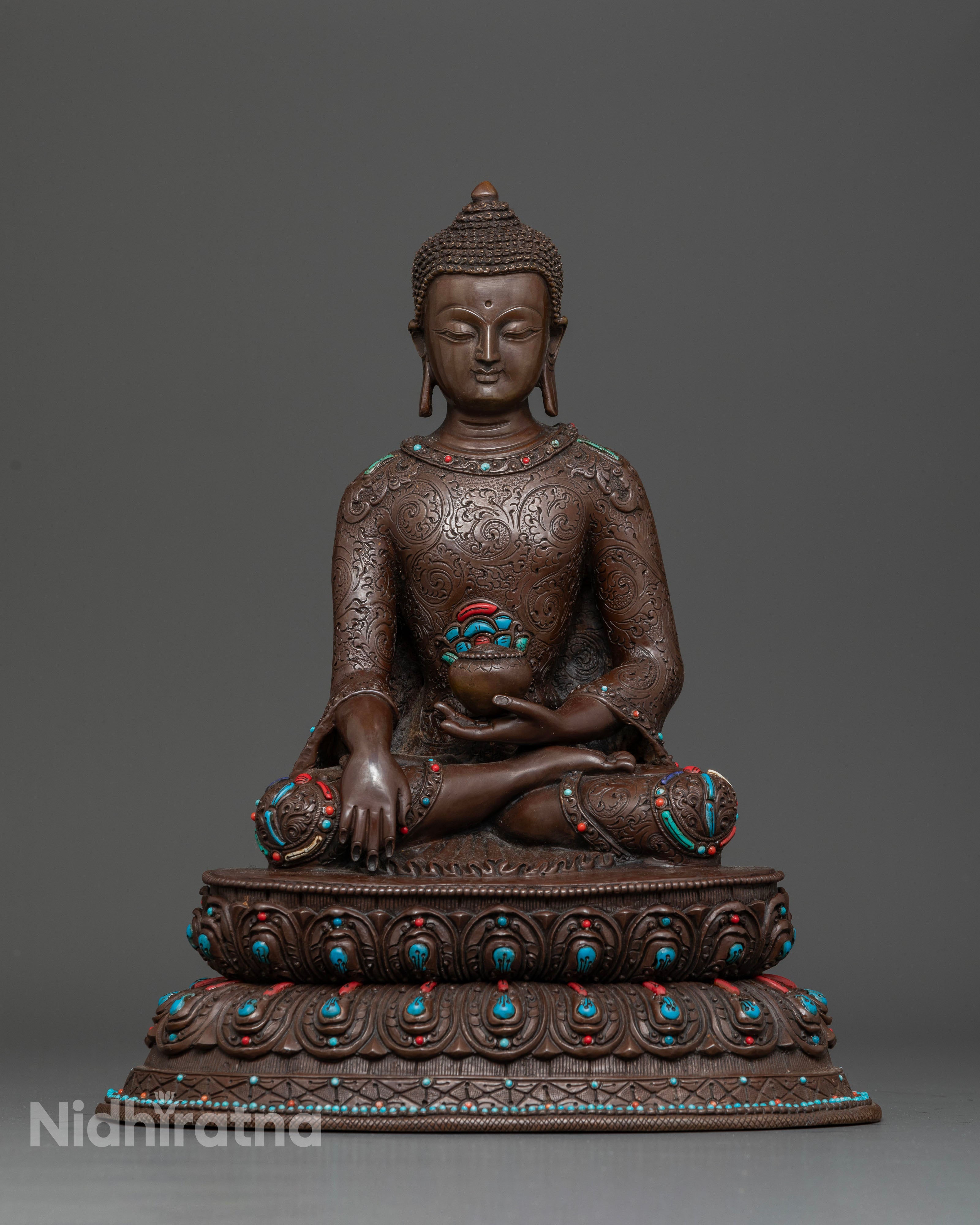 Handcrafted Oxidized Siddhartha Sculpture: A Symbol of Inner Calm