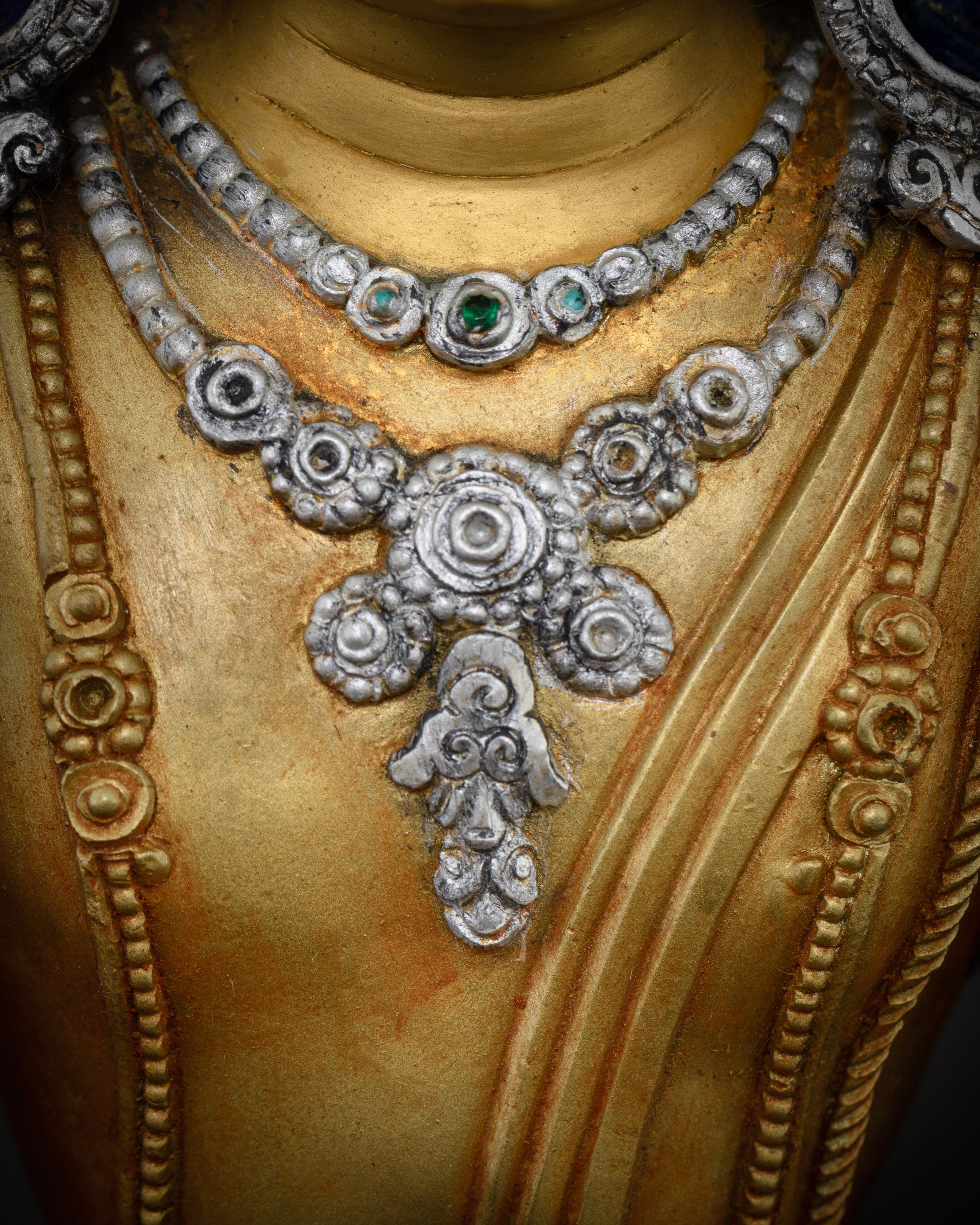 Majestic Shakyamuni Buddha Statue: A Masterpiece of Buddhist Art