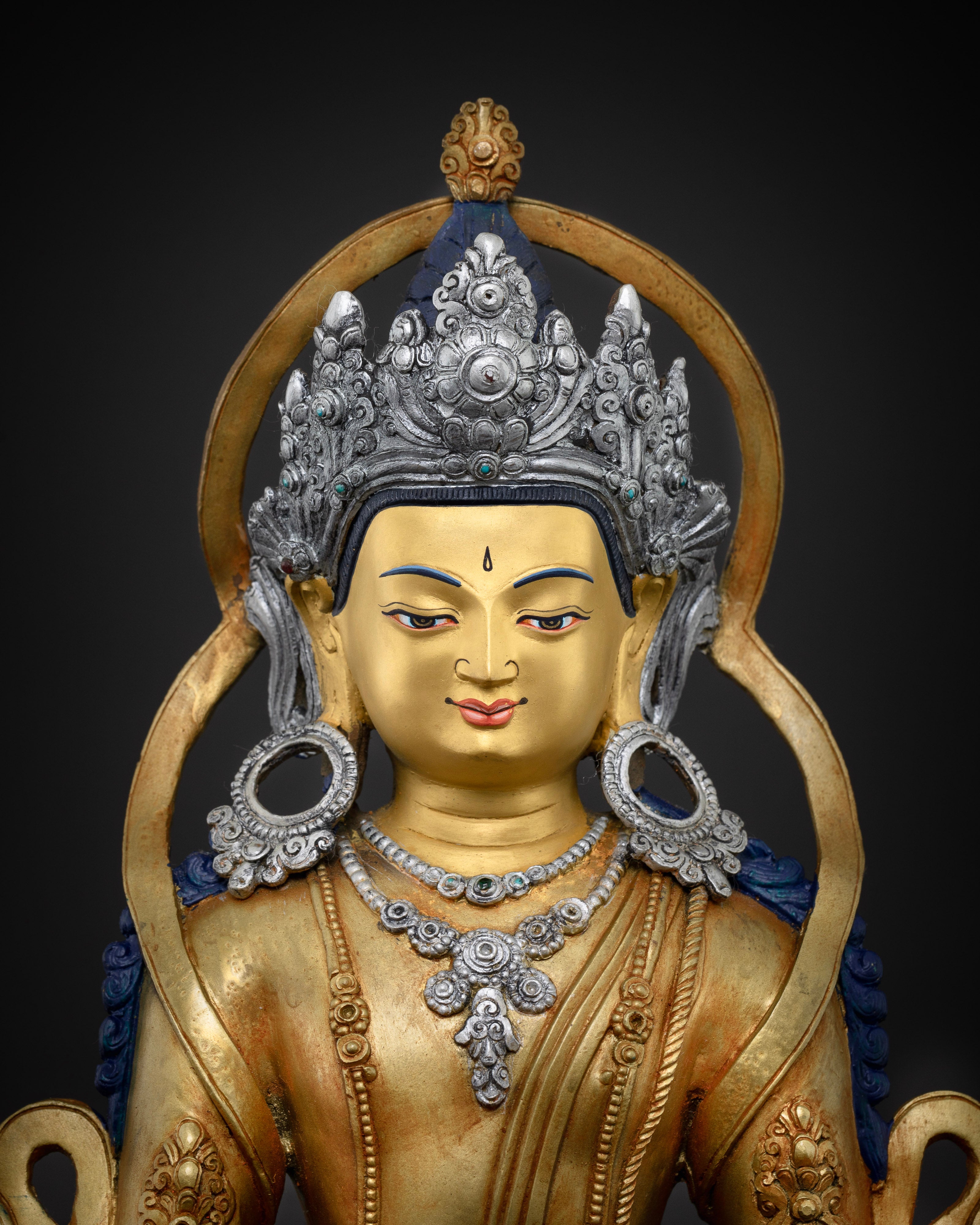 Majestic Shakyamuni Buddha Statue: A Masterpiece of Buddhist Art