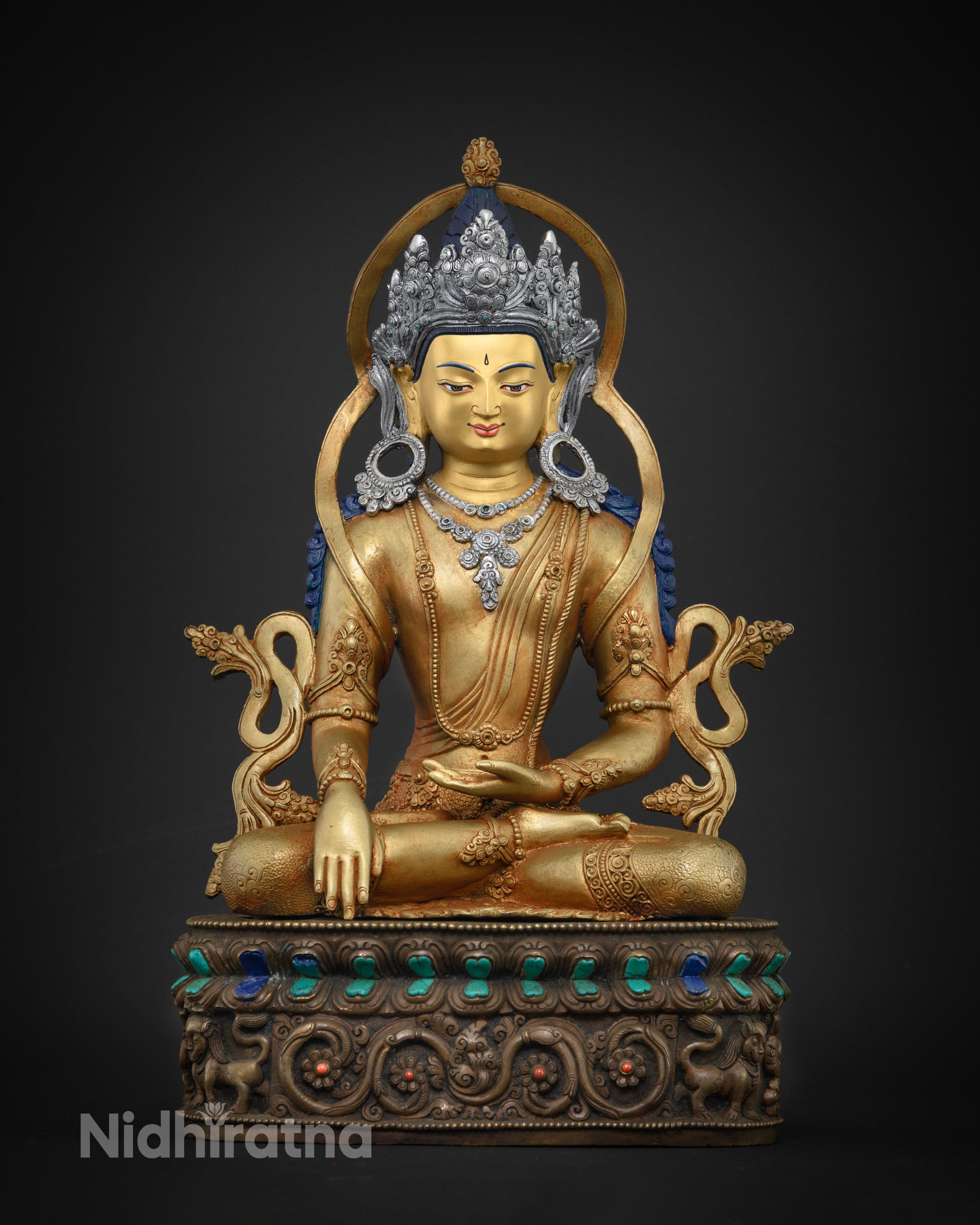 Majestic Shakyamuni Buddha Statue: A Masterpiece of Buddhist Art