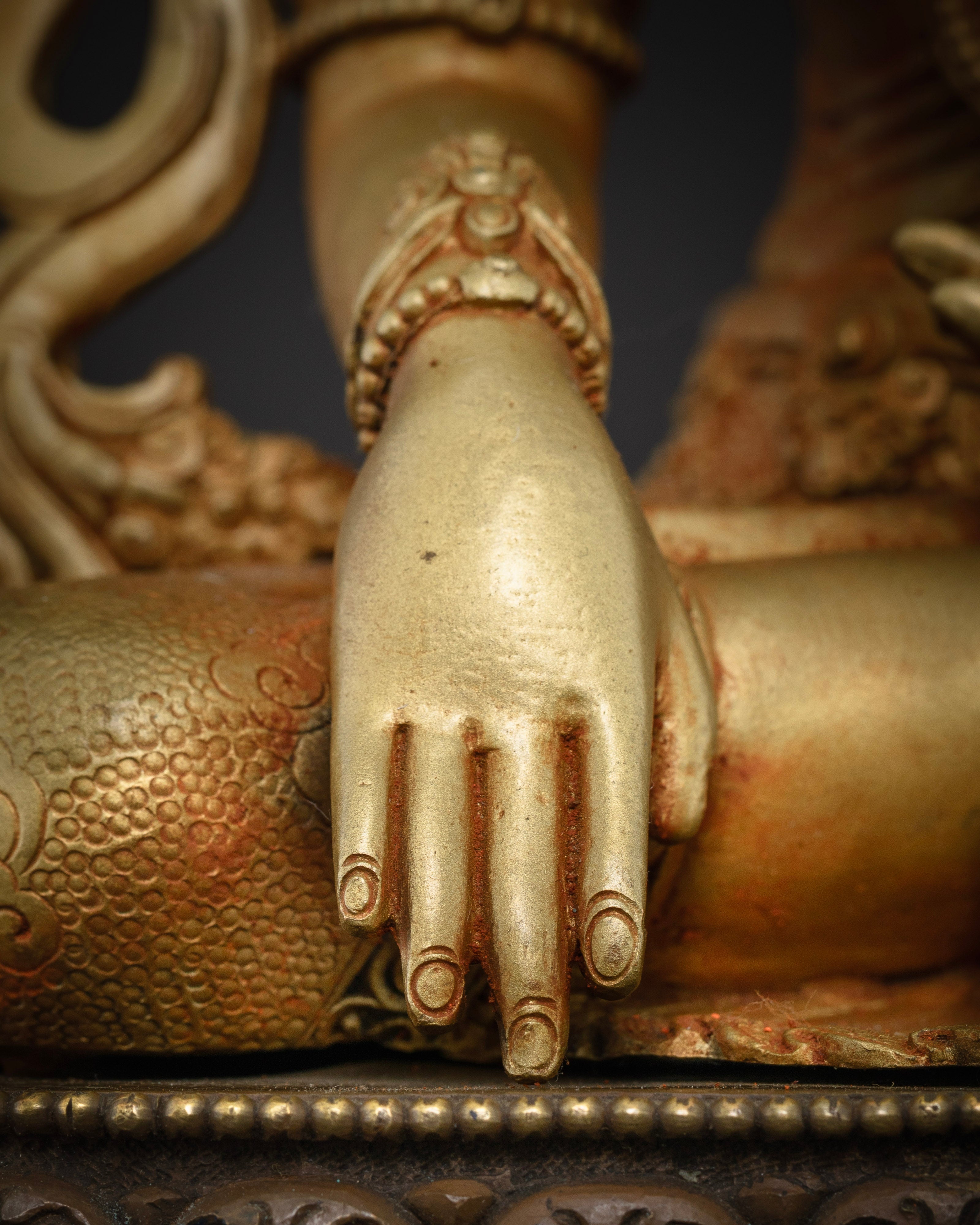 Majestic Shakyamuni Buddha Statue: A Masterpiece of Buddhist Art