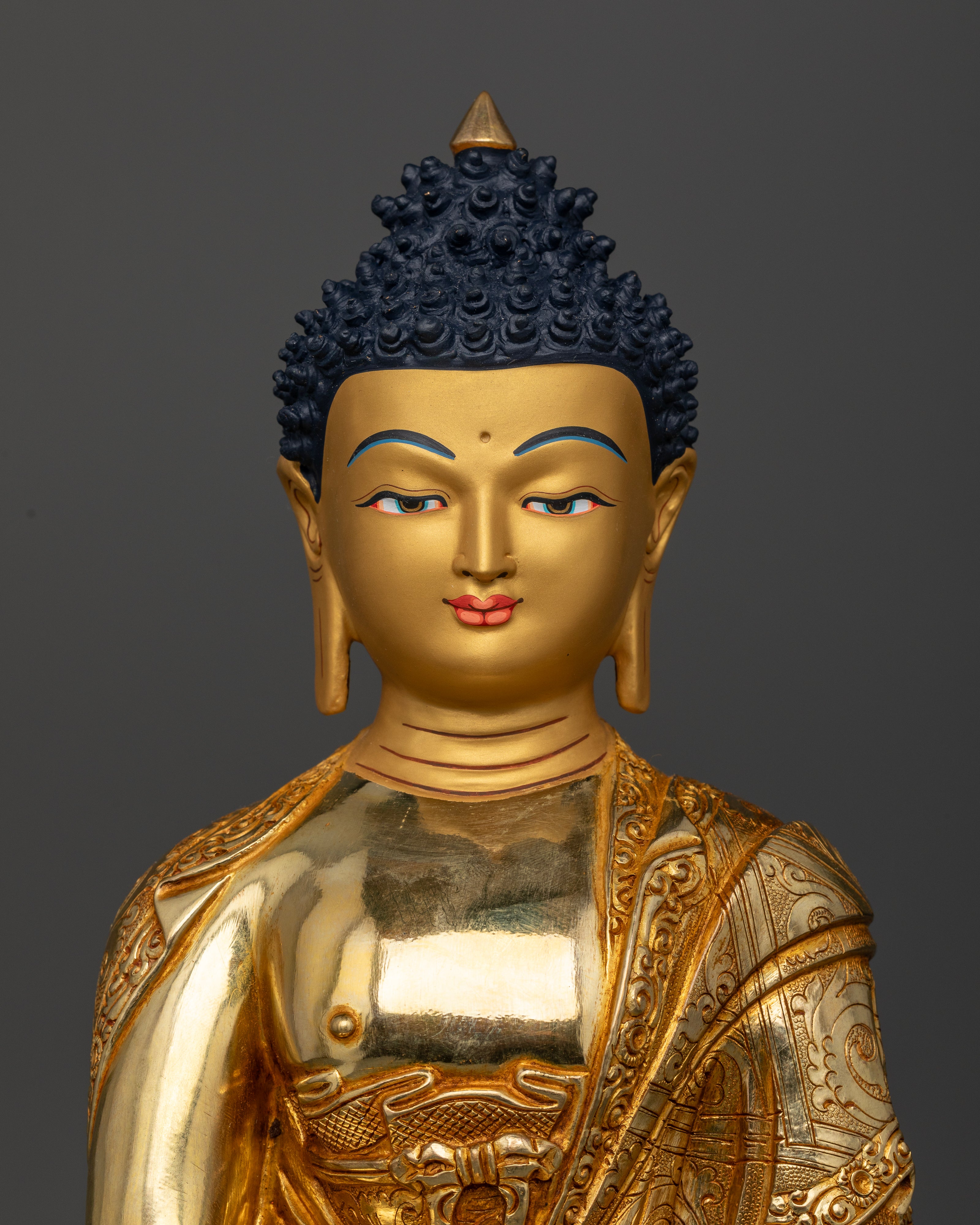Buddha Shakyamuni: The Luminous Manifestation of Enlightened Serenity