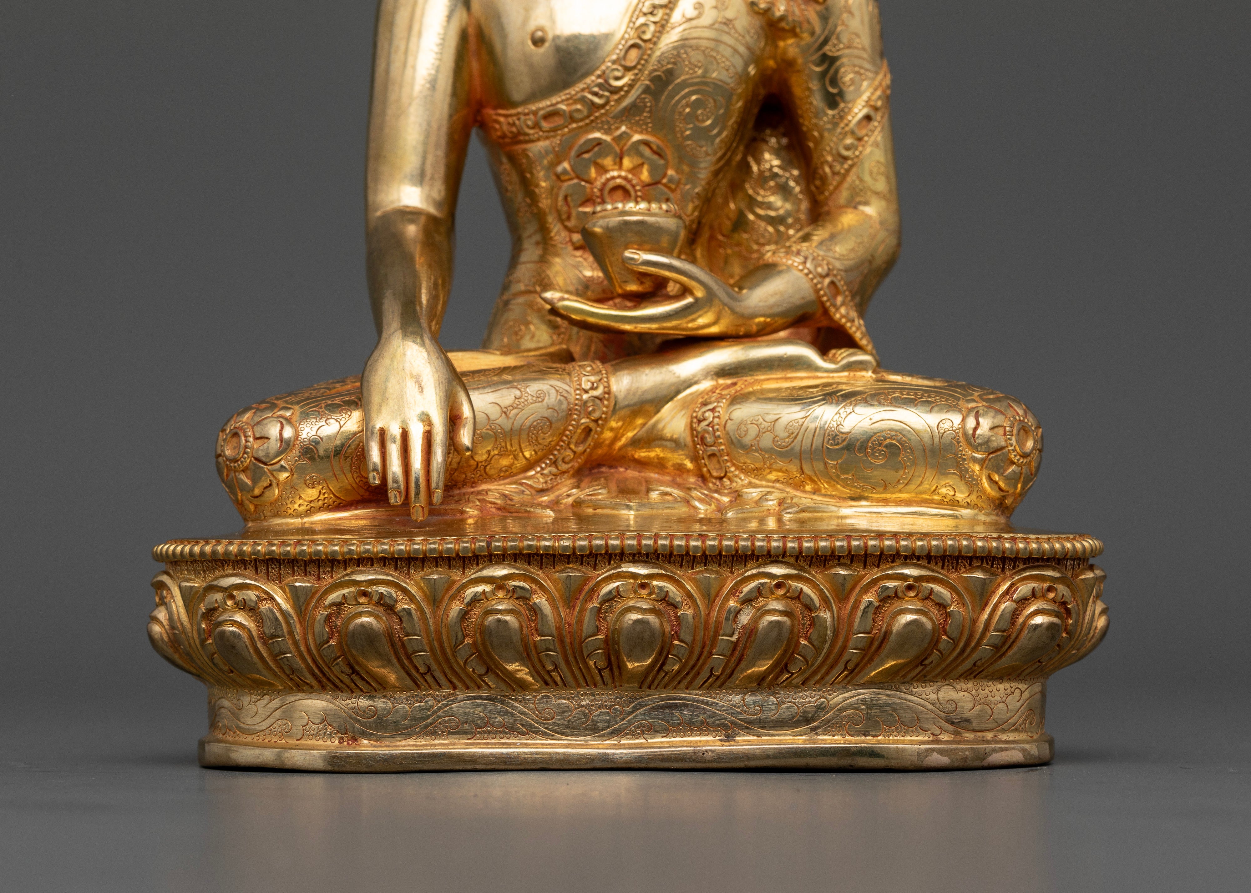 The Compassionate Buddha: Guide to Liberation and Inner Peace