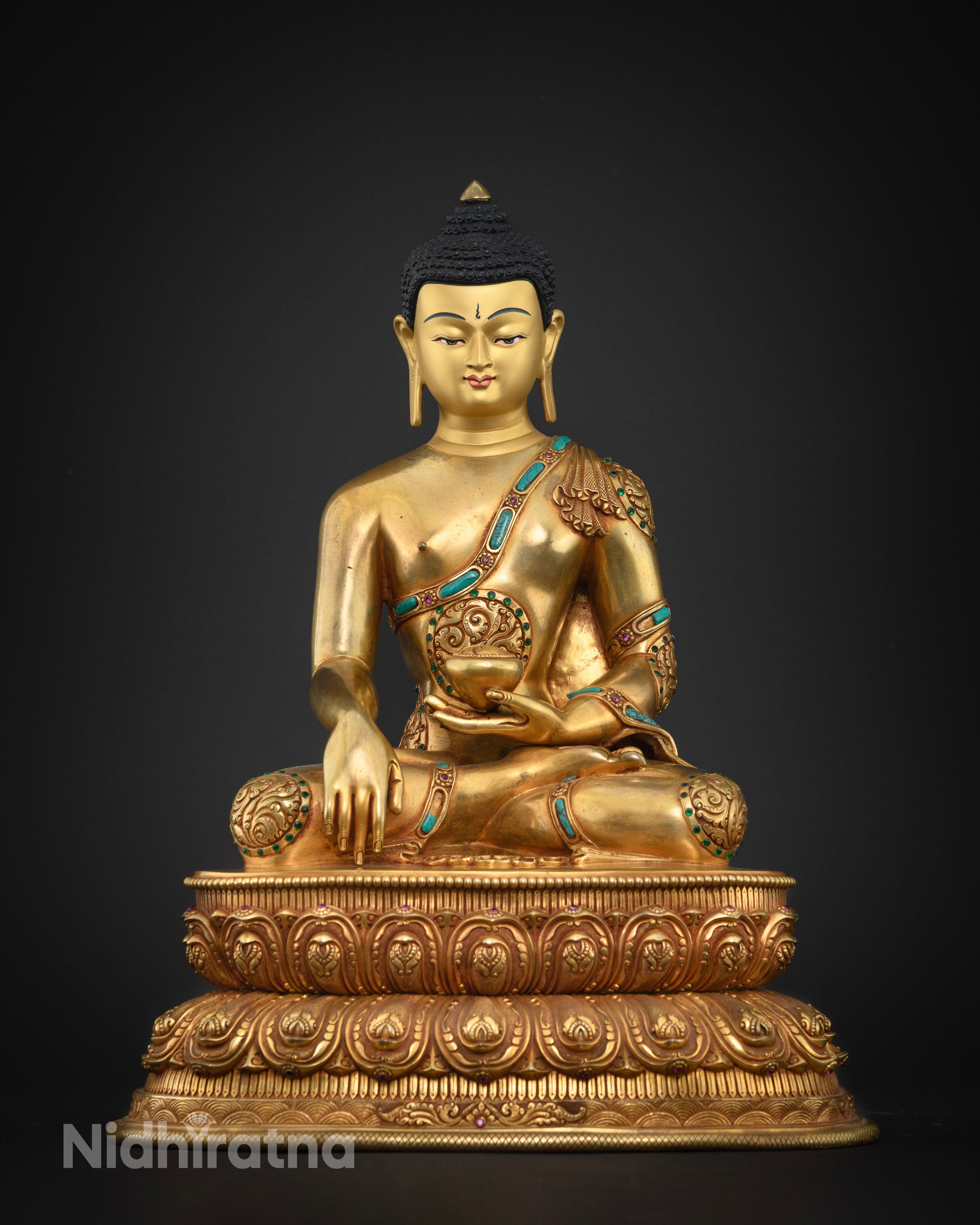 Buddha Statue | Traditional Himalayan Art