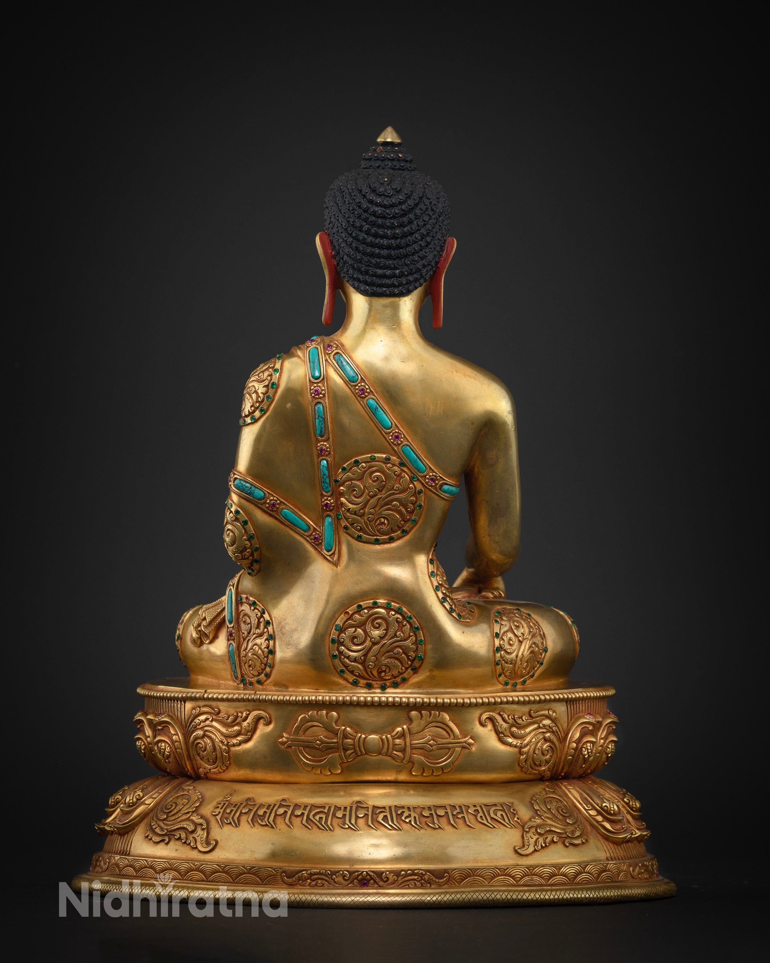 Buddha Statue | Traditional Himalayan Art
