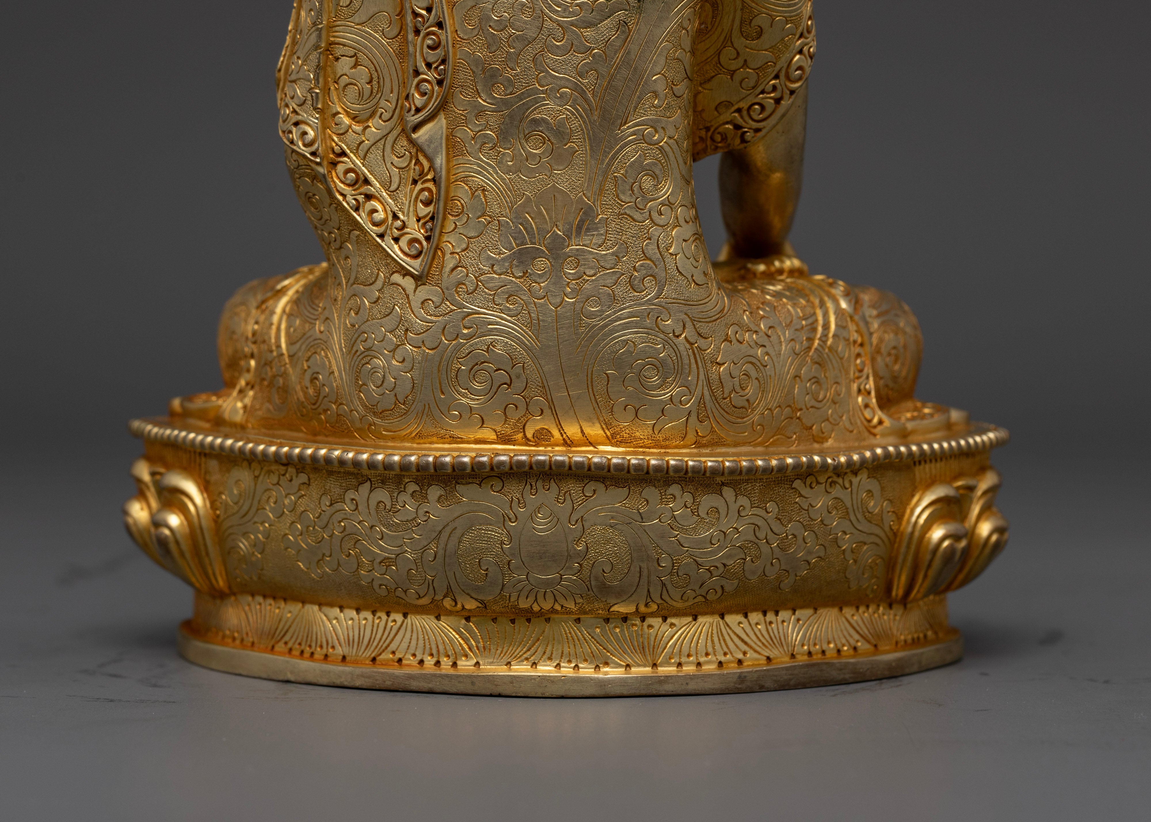 Shakyamuni Buddha: Timeless Symbol of Wisdom