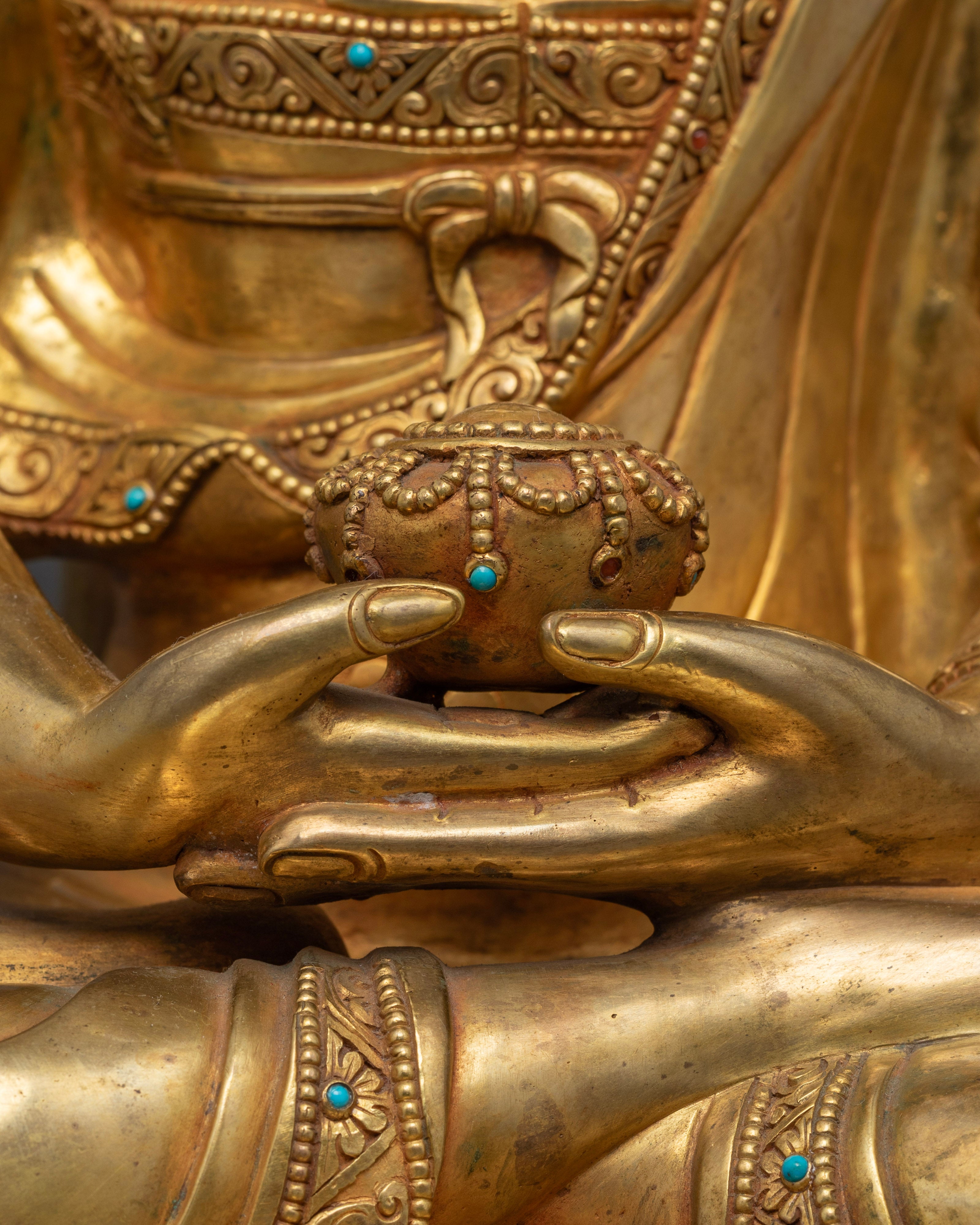 Amitabha Buddha Statue for Serenity and Enlightenment