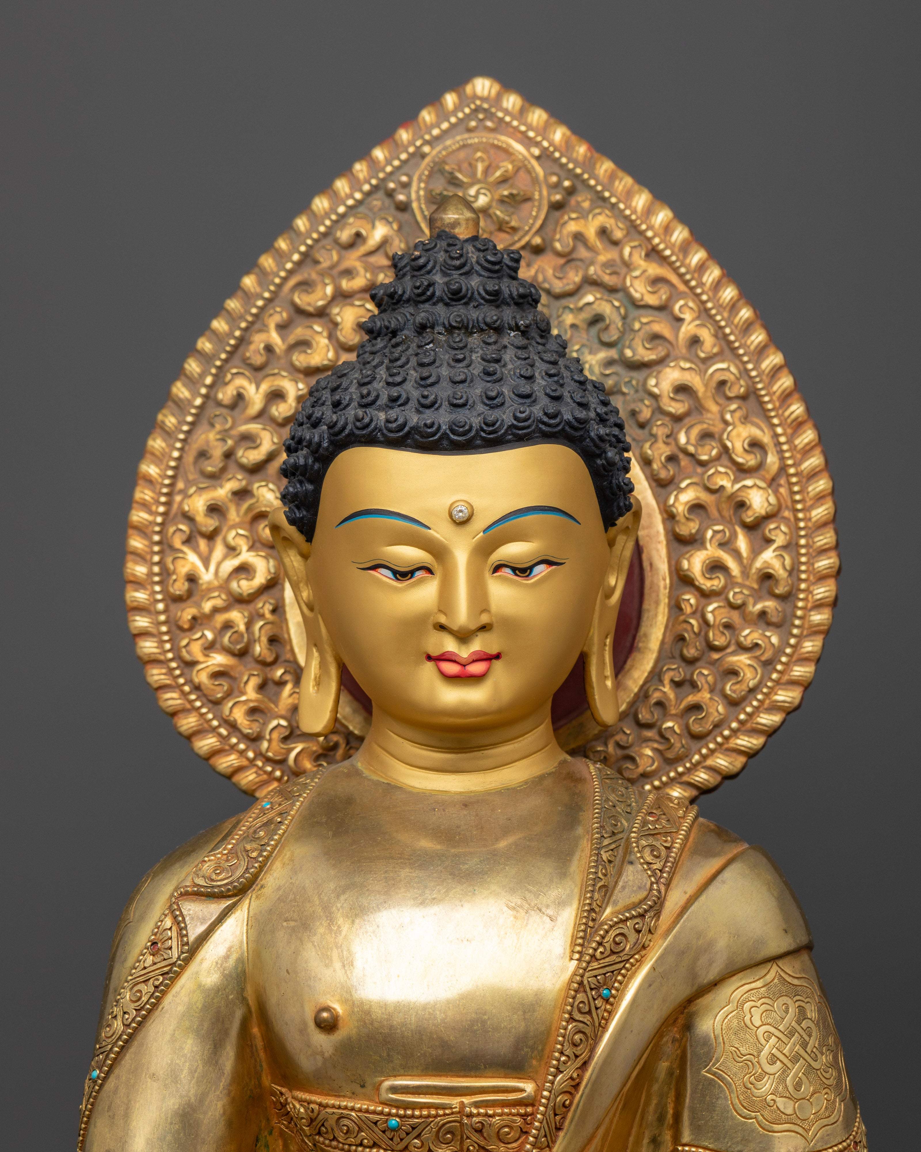 Amitabha Buddha Statue for Serenity and Enlightenment