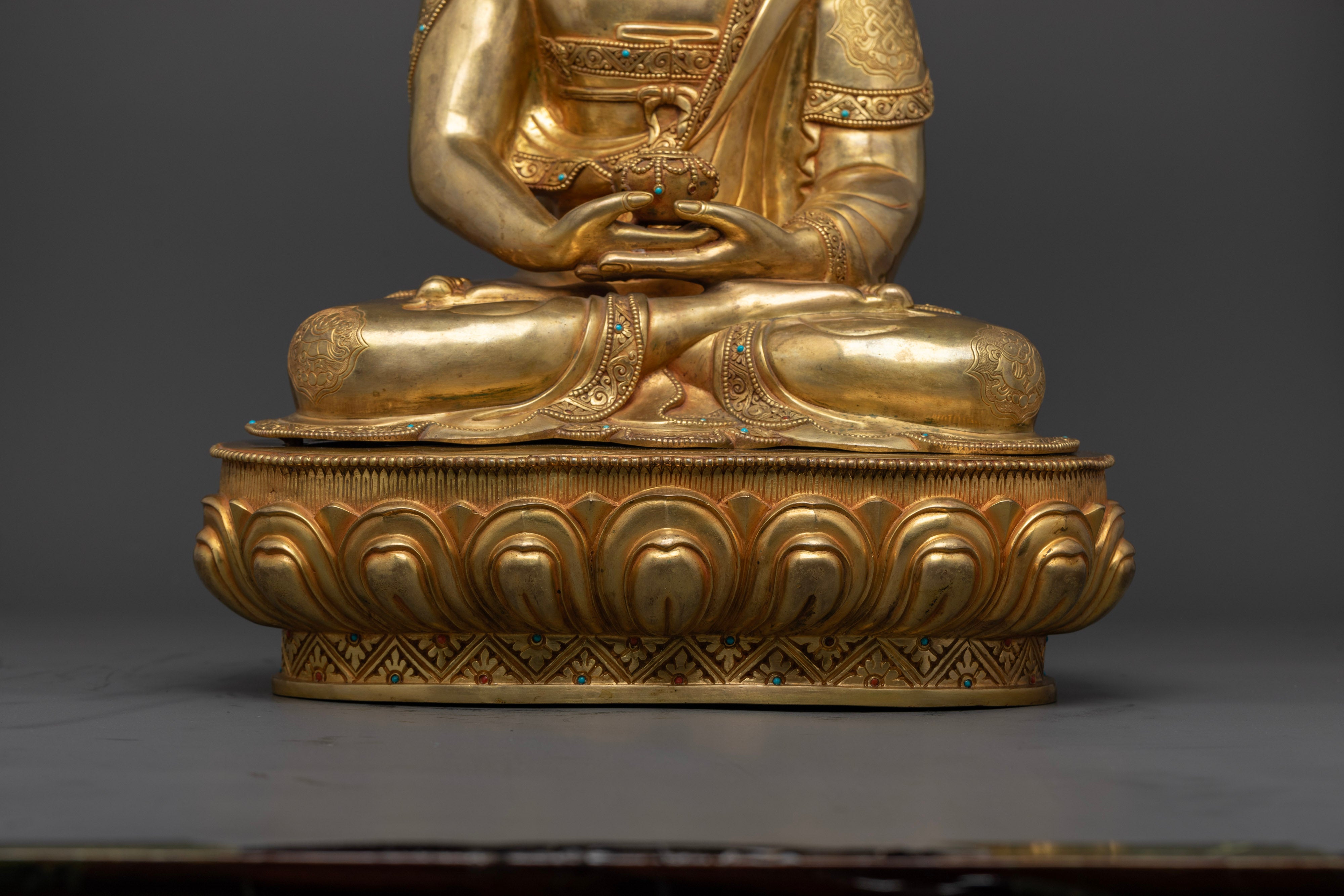 Amitabha Buddha Statue for Serenity and Enlightenment