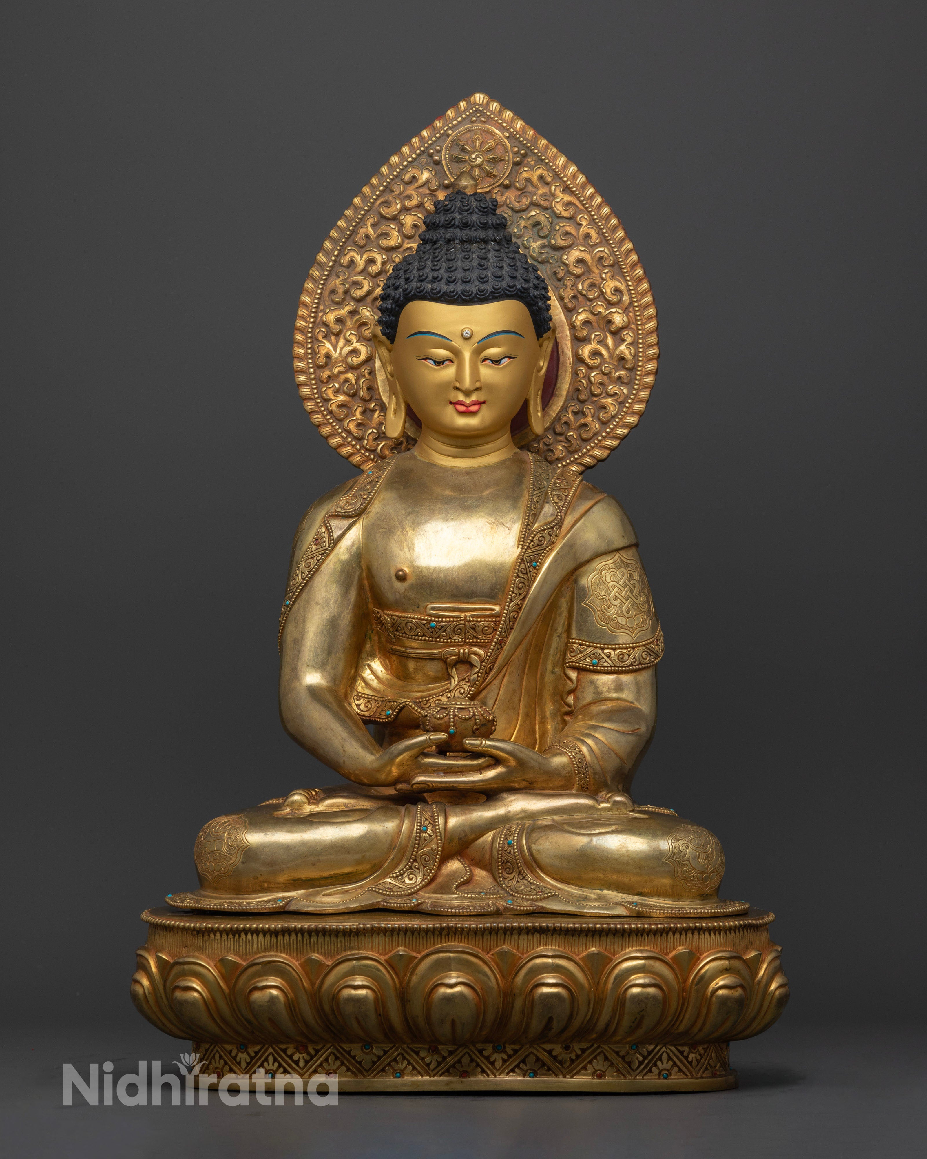 Amitabha Buddha Statue for Serenity and Enlightenment