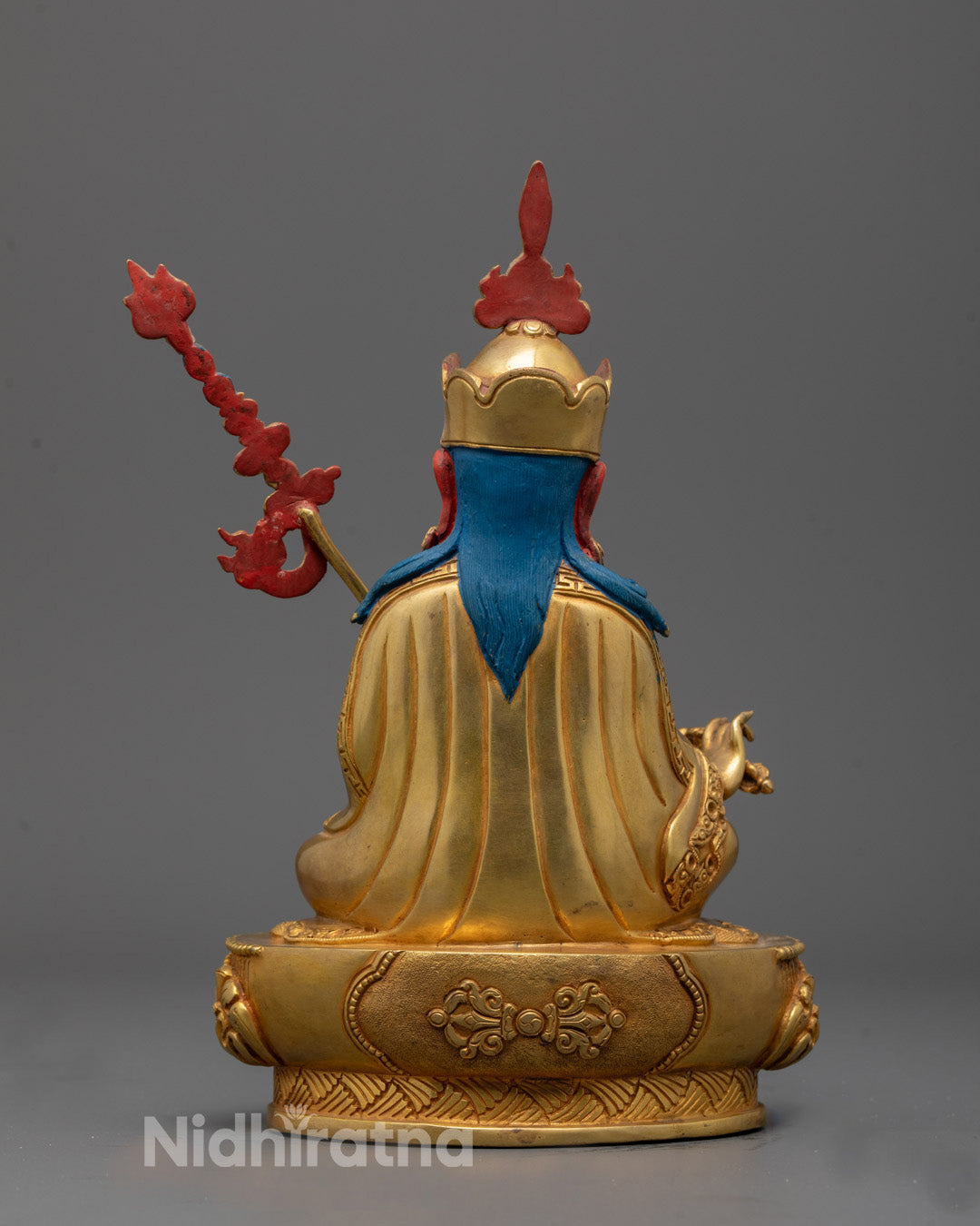 Back image of Guru Rinpoche (Padmasambhava) Seated on Lotus Throne Holding Vajra