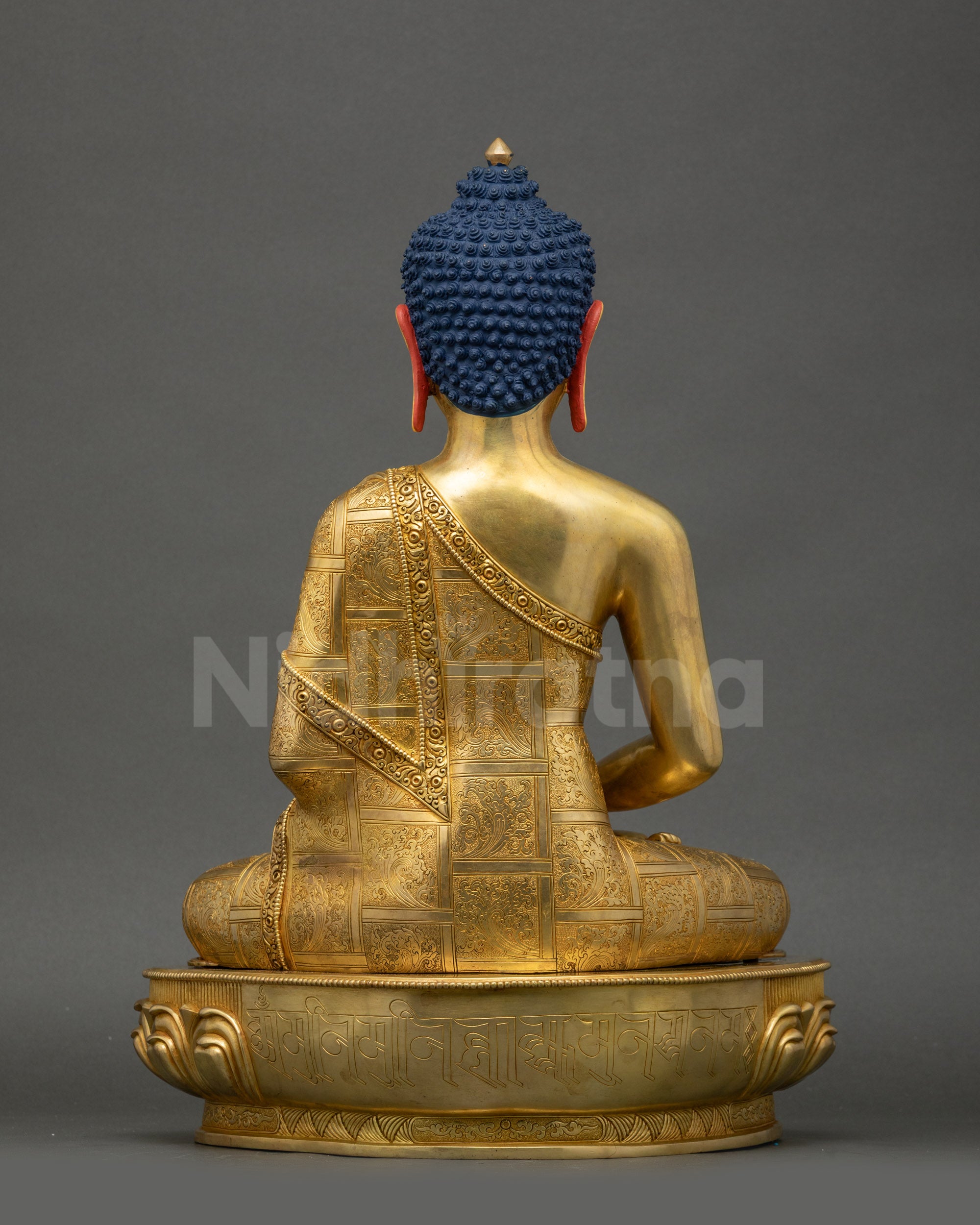 Back view Amitabha Buddha Statue rear view lotus pedestal and carved garment patterns
