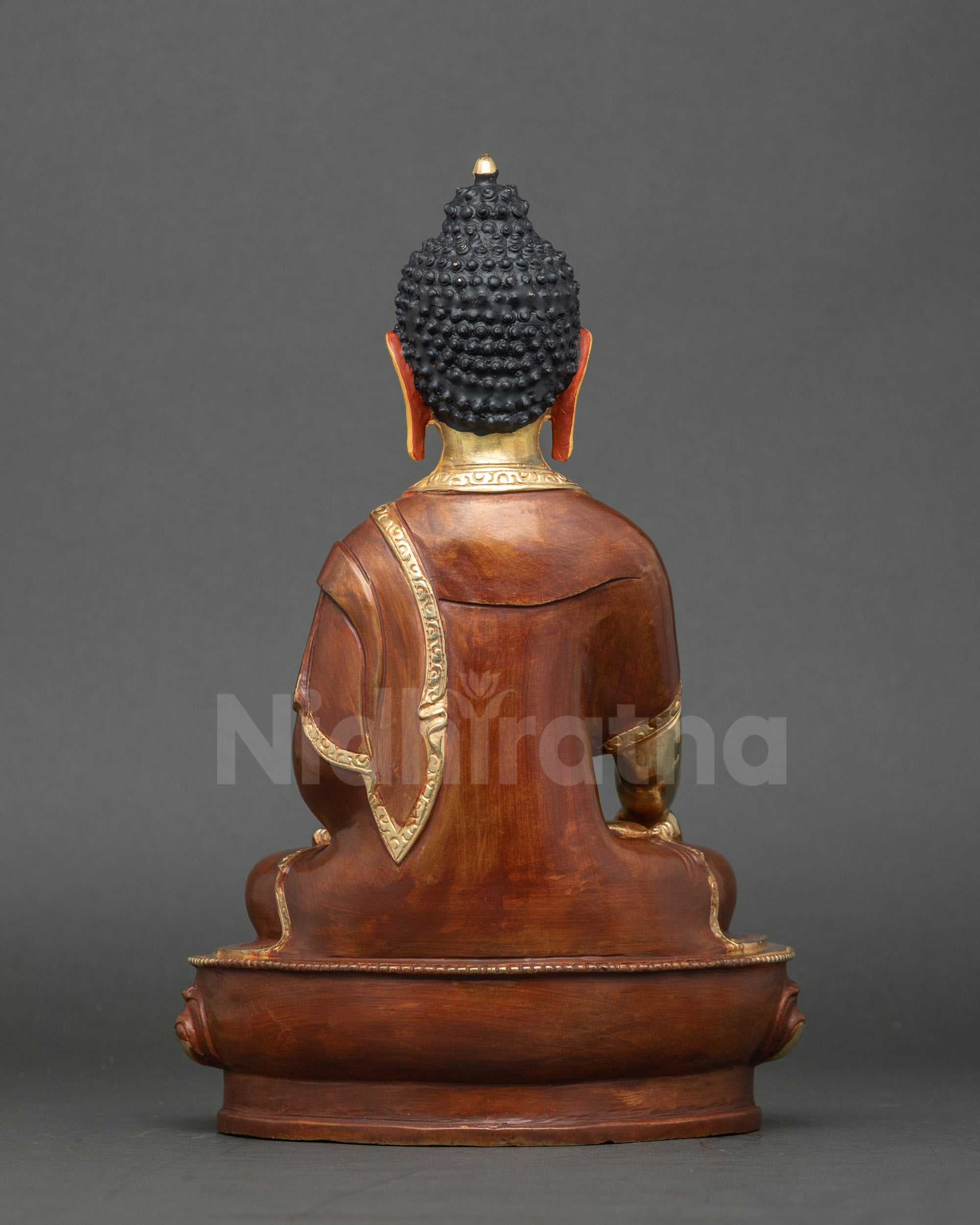 Back view Buddha Shakyamuni statue gold-painted copper meditation decor