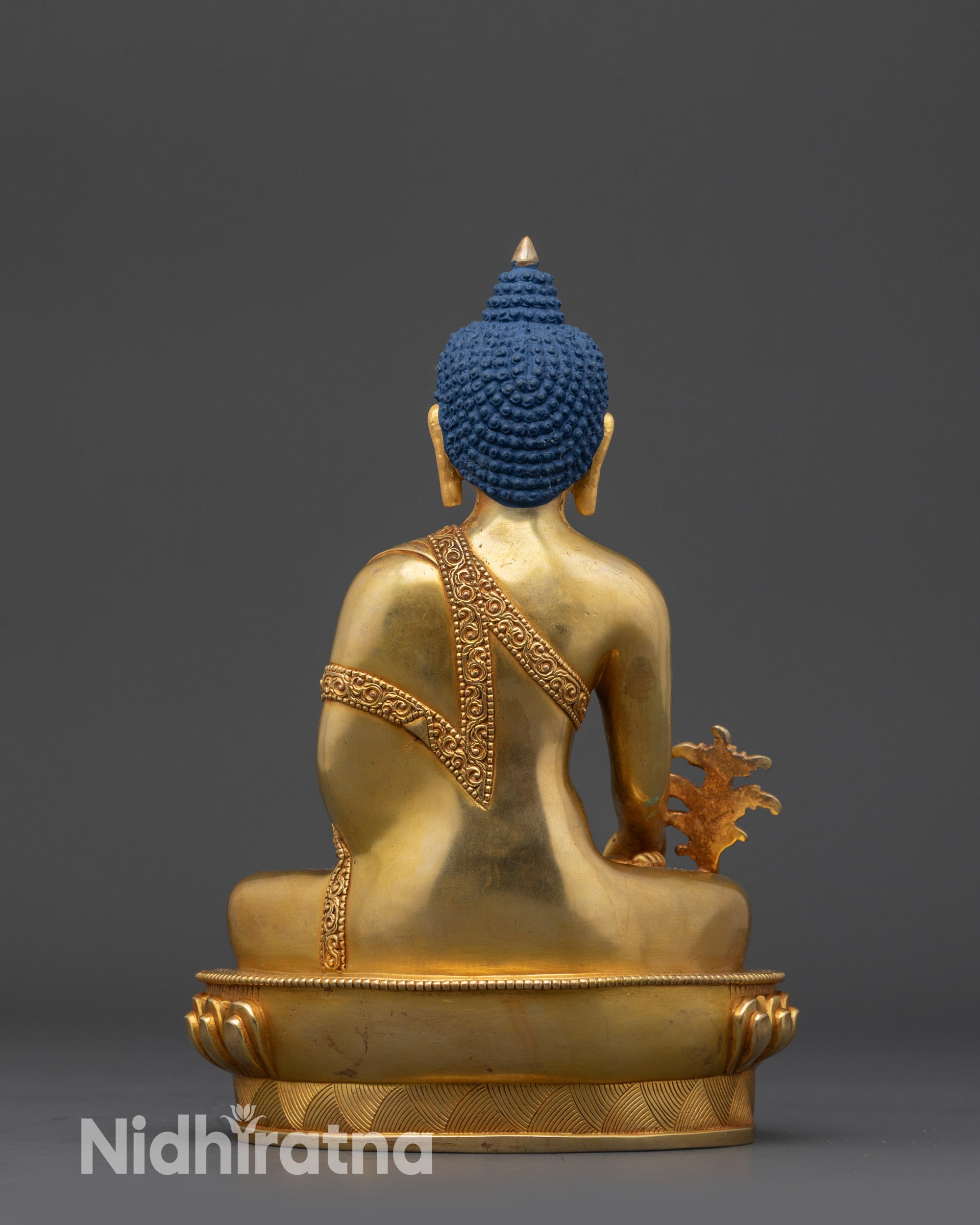 Back view intricately carved monk’s robe of 8-inch Tathagata Medicine Buddha