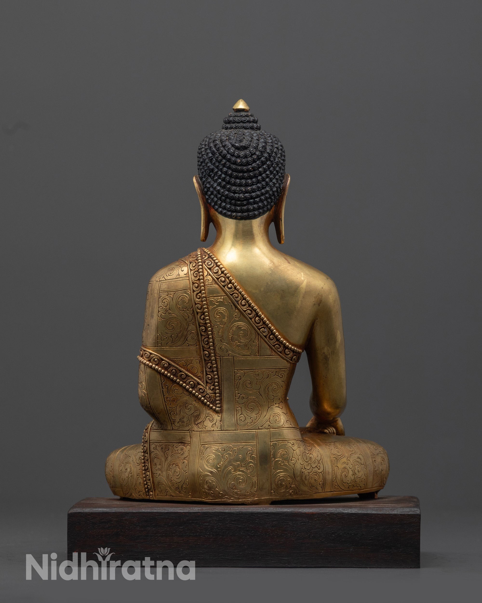 Back view of Shakyamuni Buddha Statue highlighting Robe and intricate craftsmanship from Nepal