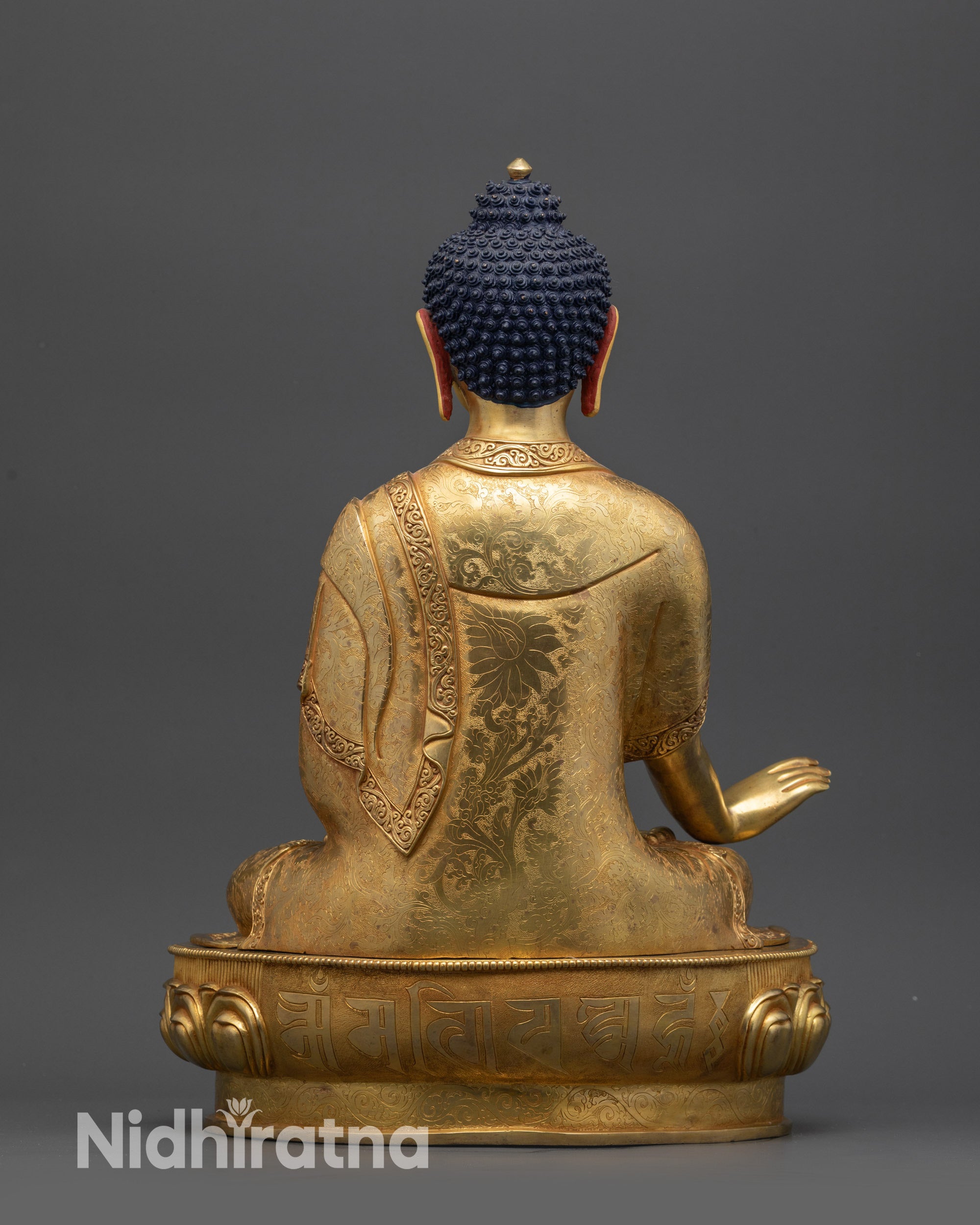 Back view of Suparakirtita Namasri Buddha lotus seat with Om Amitabha Hrih mantra