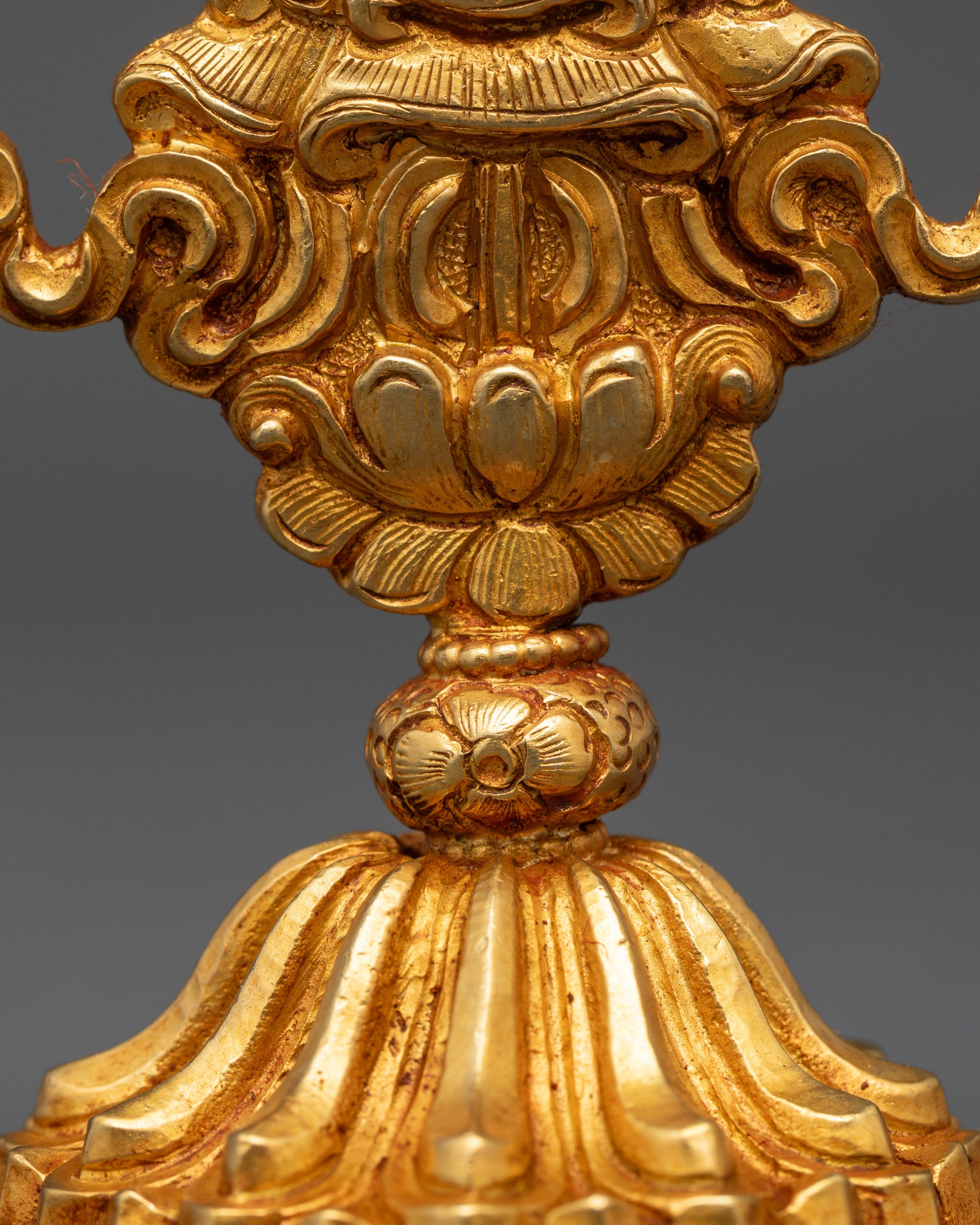 Back view of Victory Banner symbol symbolizing spiritual triumph and wisdom