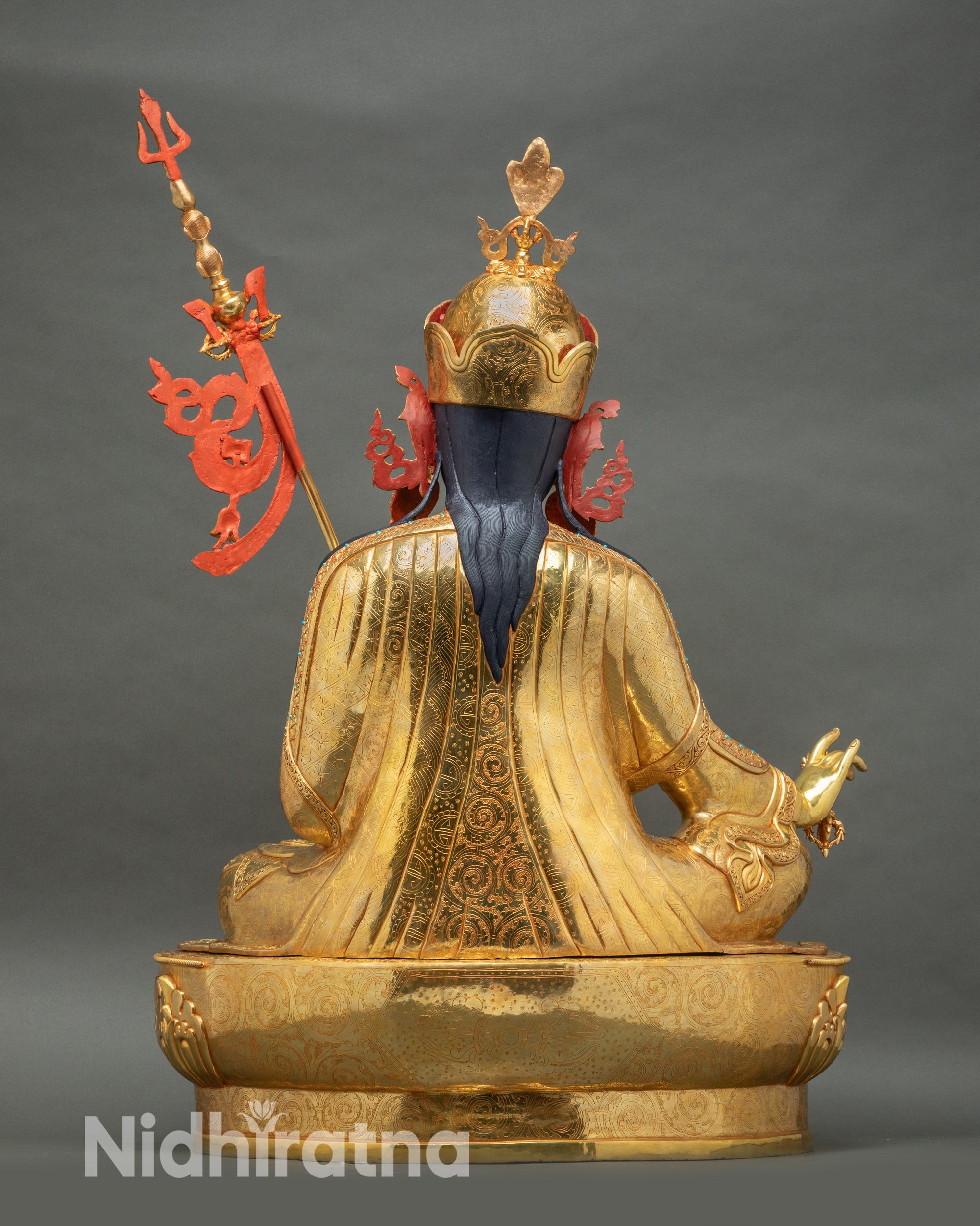 Back view of life-size Guru Rinpoche statue, full gold fire-gilded copper craftsmanship, hand-carved Newari Buddhist sculpture