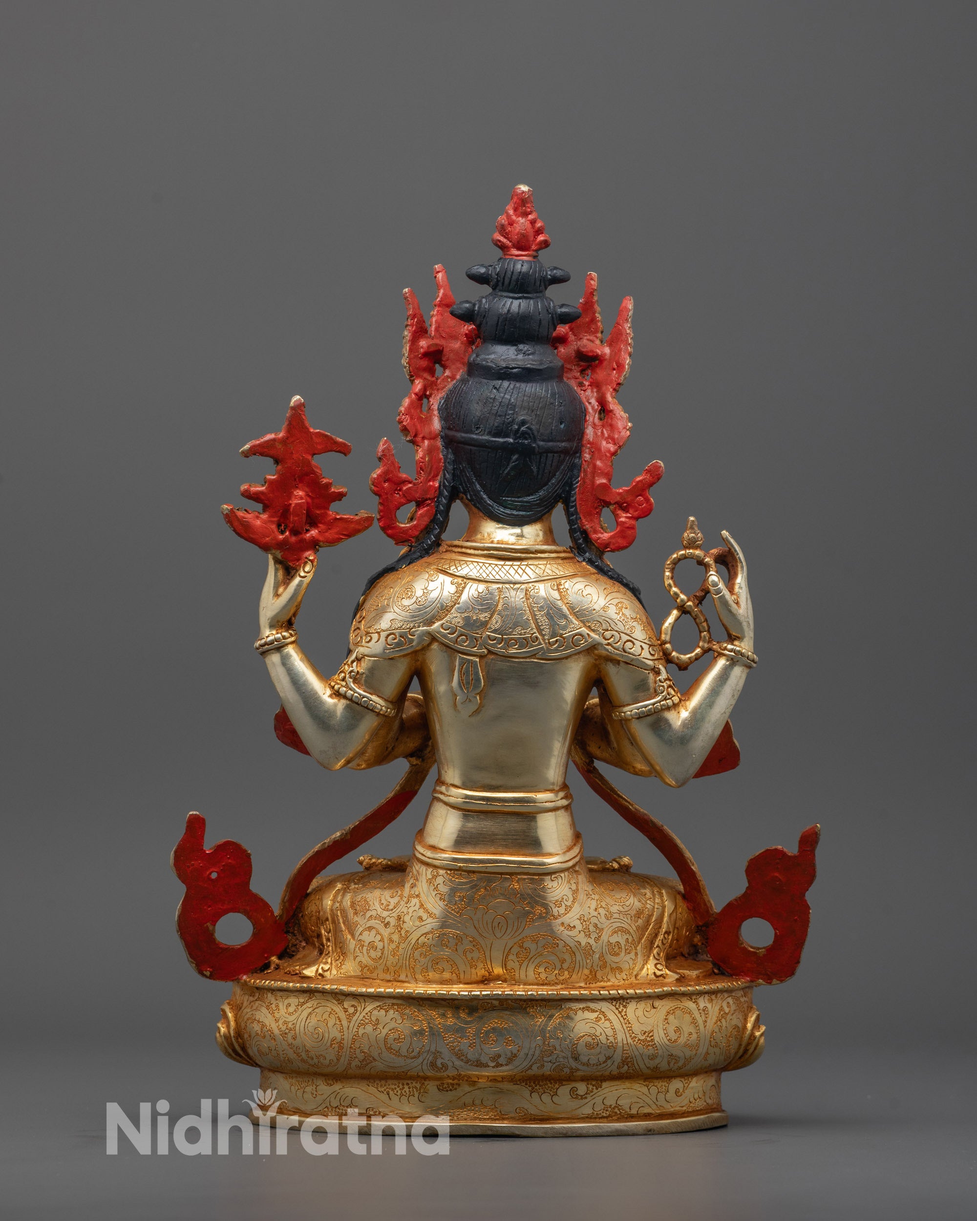 Back view of statue showing hollow chamber for consecration