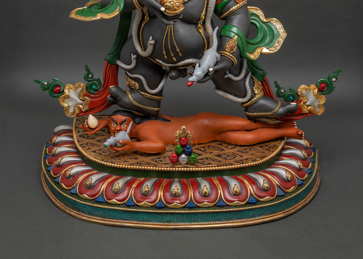 Black Dzambhala Statue