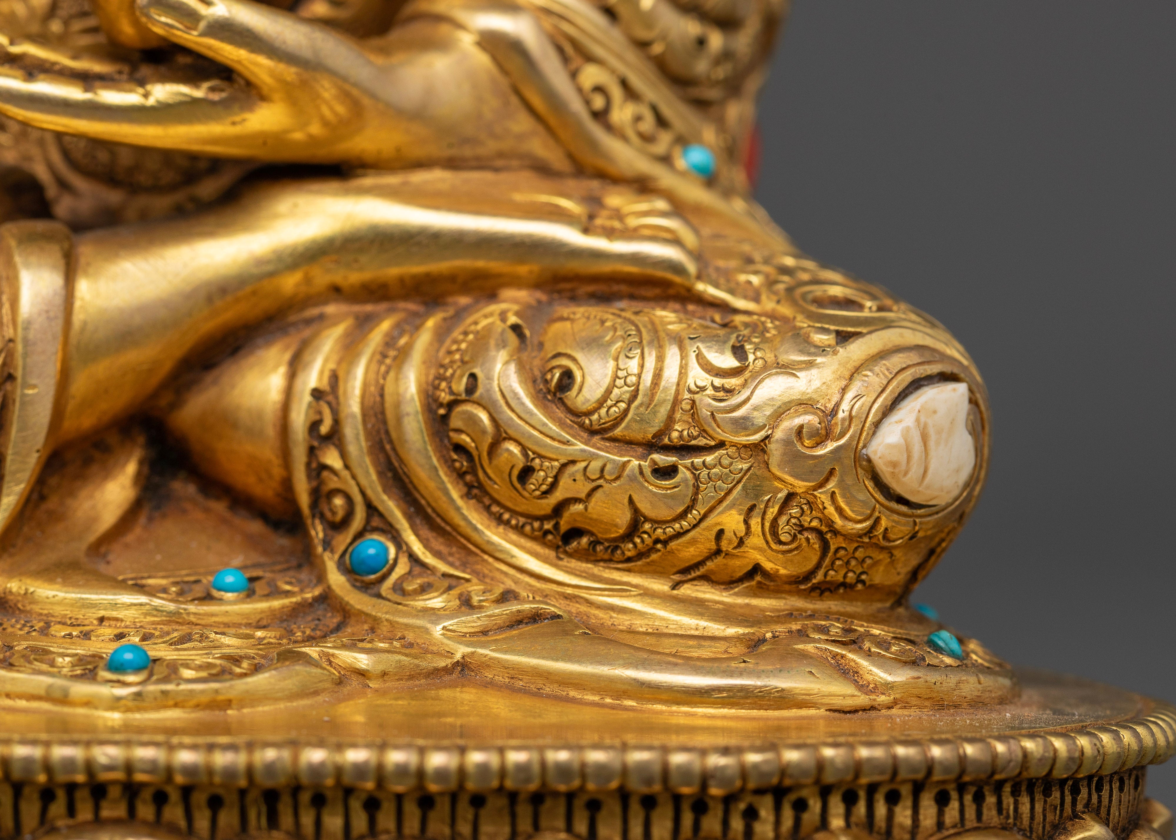 Shakyamuni Buddha : Embodiment of Spiritual Enlightenment