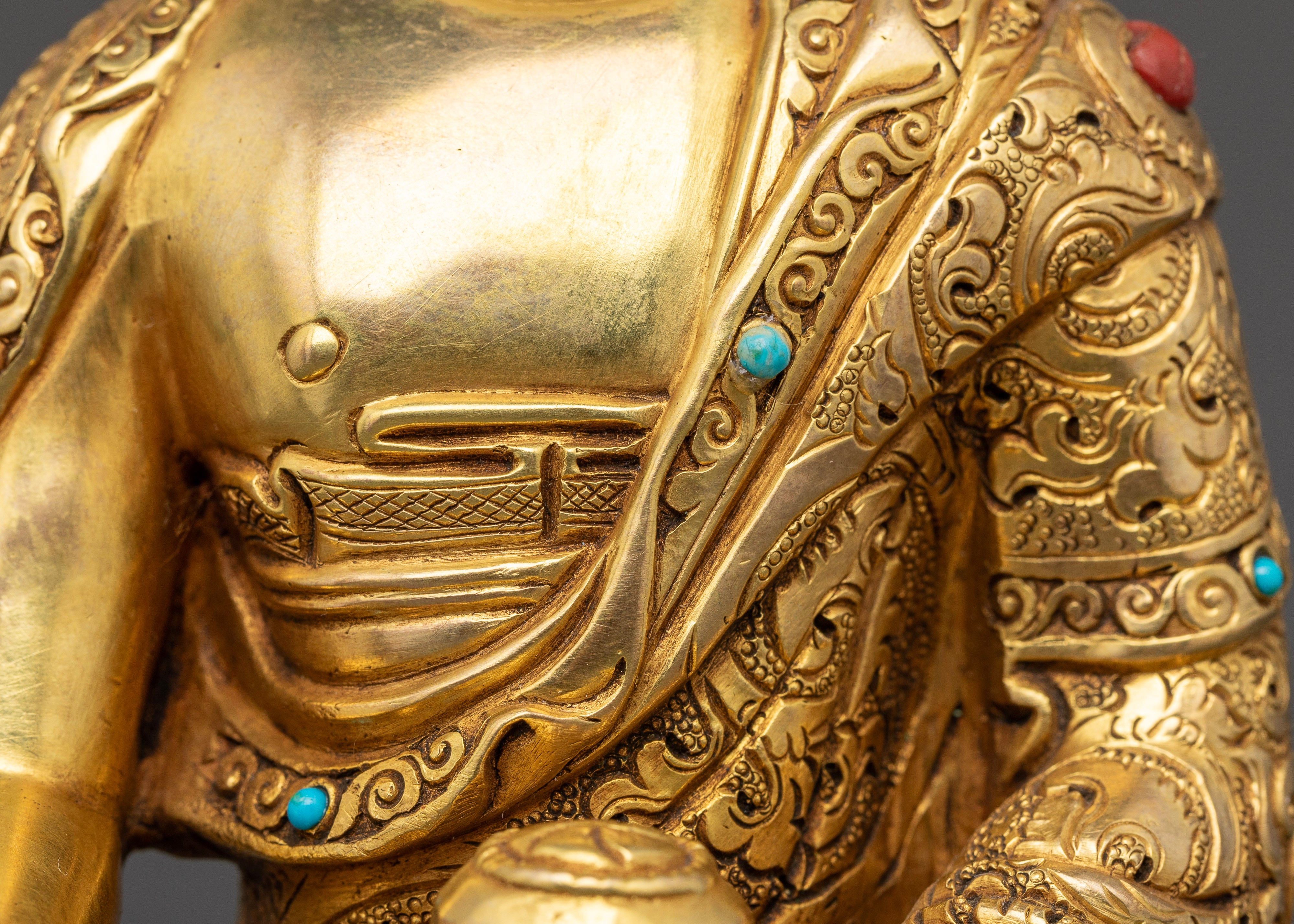 Shakyamuni Buddha : Embodiment of Spiritual Enlightenment