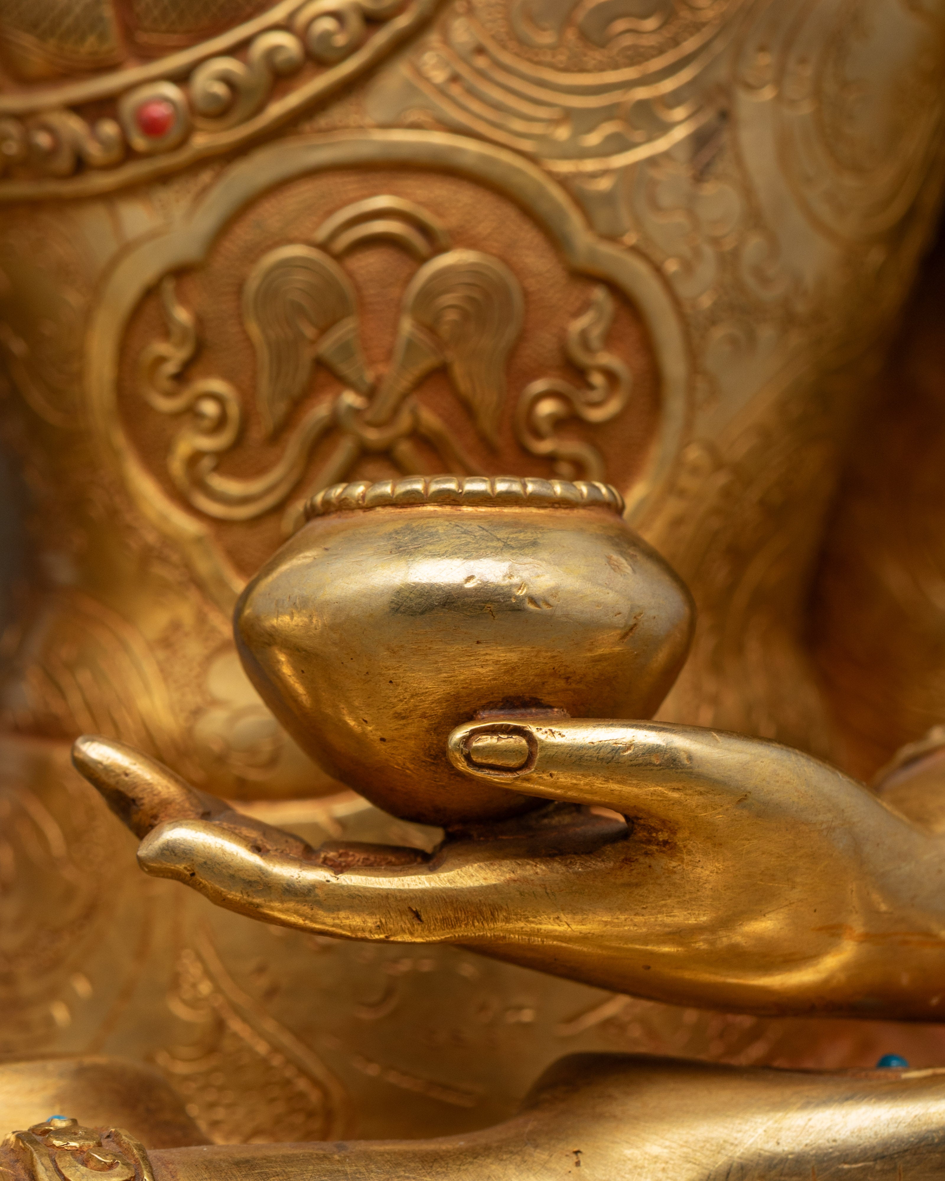 Traditionally Hand-carved Shakyamuni Buddha Statue