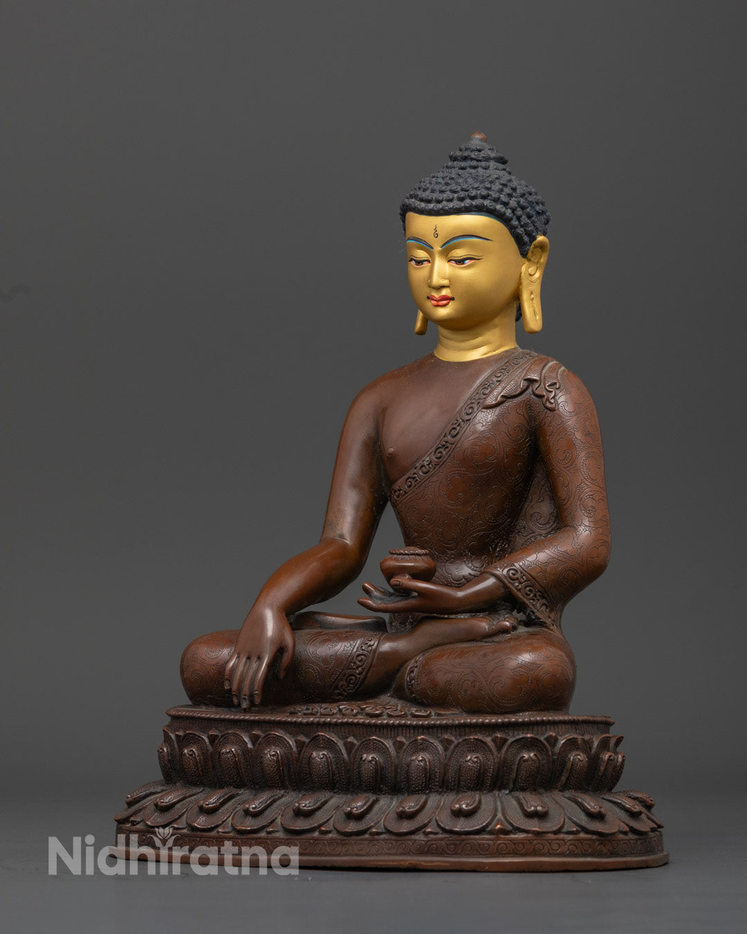 Tibetan Shakyamuni Buddha Statue | Traditional Tibetan Artwork