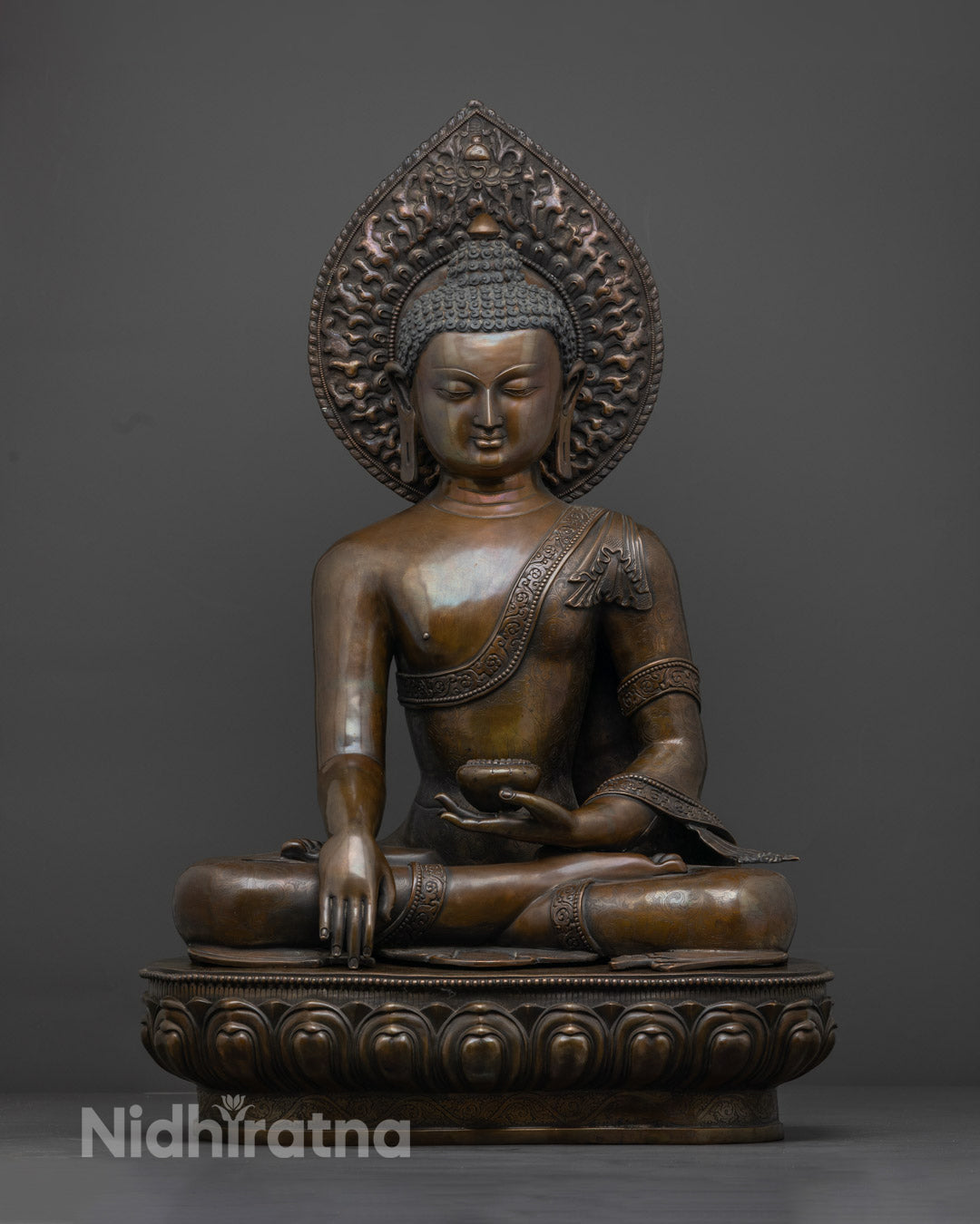Shakyamuni Buddha Statue | Traditional Buddhist Sculpture