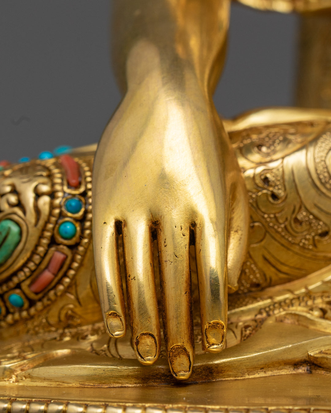 Shakyamuni Buddha Statue – Sacred Nepalese Sculpture for Spiritual Growth