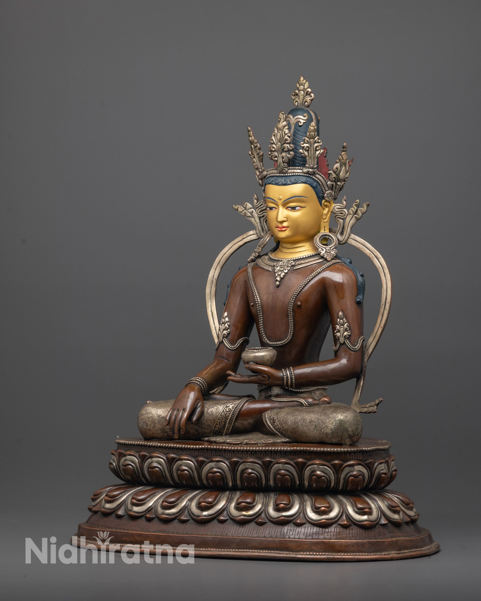 Crowned Shakyamuni Buddha Statue | Regal Enlightenment in Handcrafted
