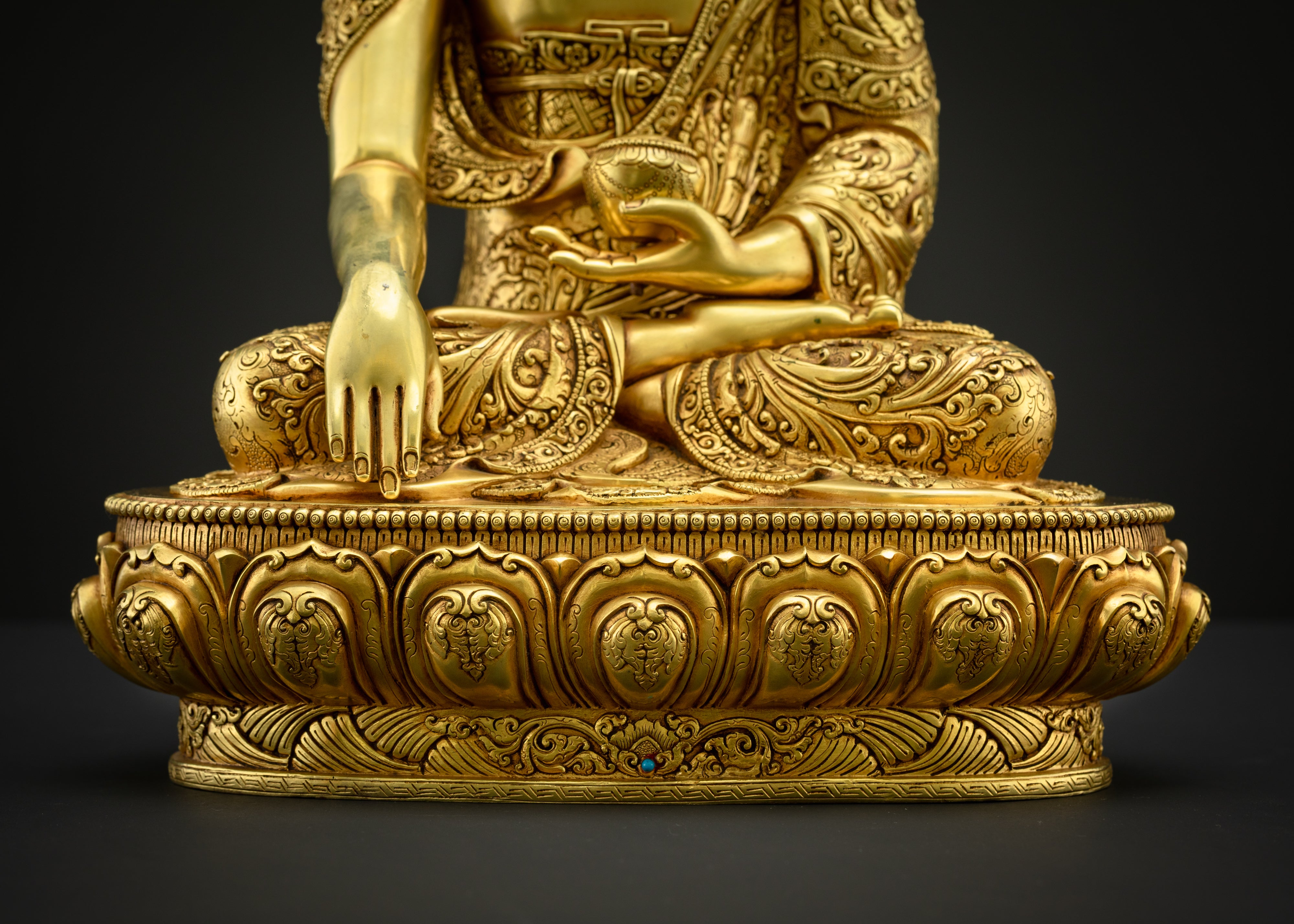 Shakyamuni Buddha Statue | Handcrafted Spiritual Decor