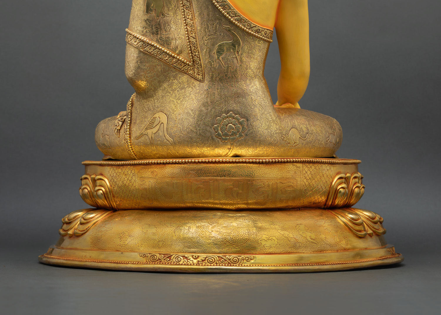 Shakyamuni Buddha Statue for Peaceful Home Decor