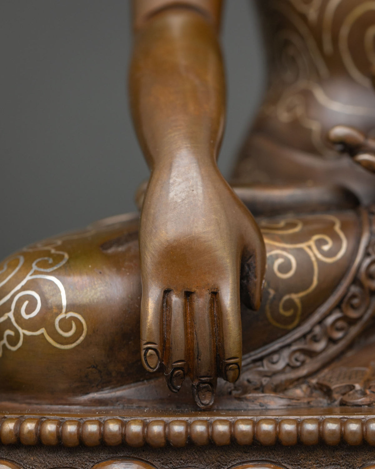 Shakyamuni Buddha Statue