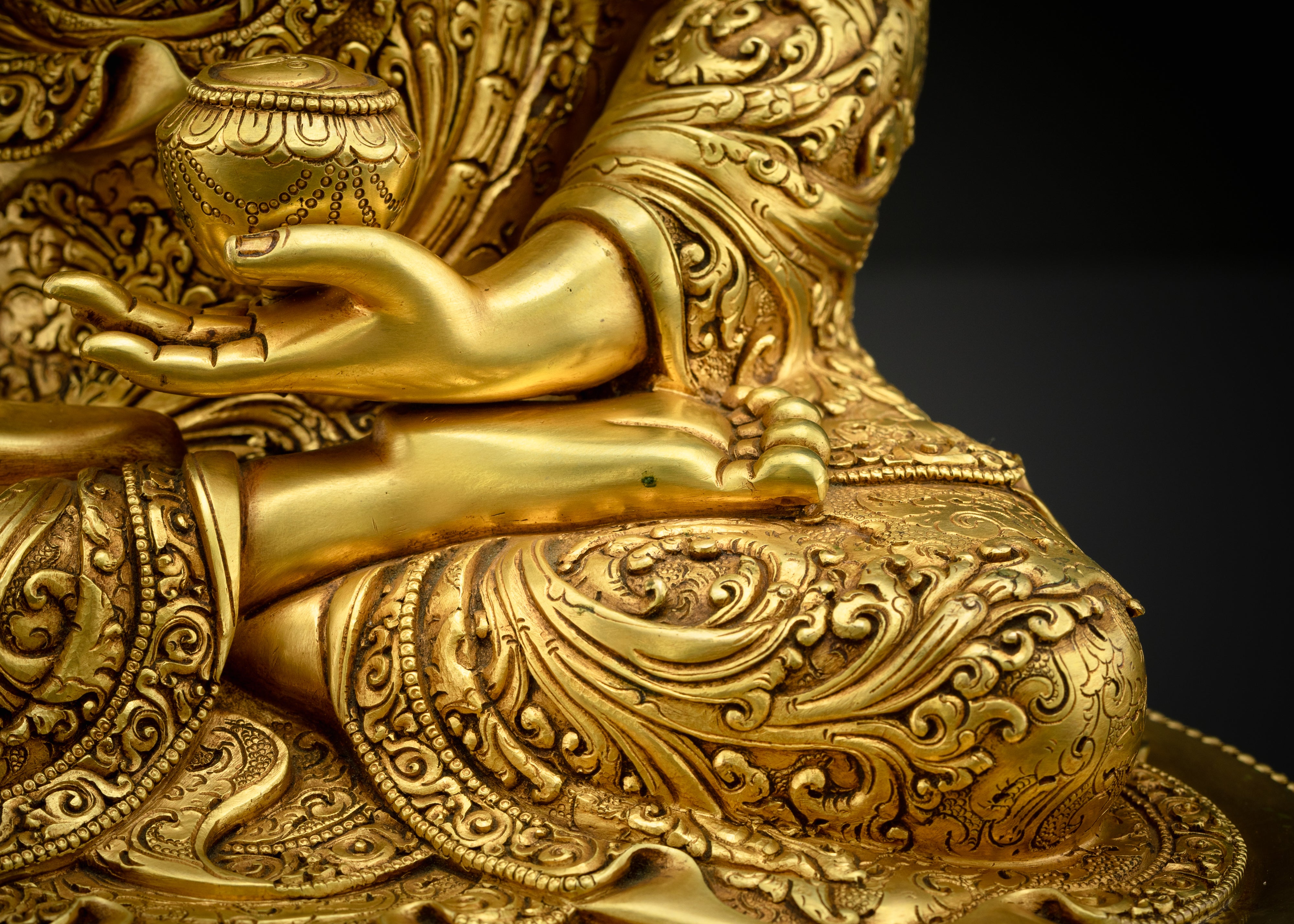 Shakyamuni Buddha Statue | Handcrafted Spiritual Decor