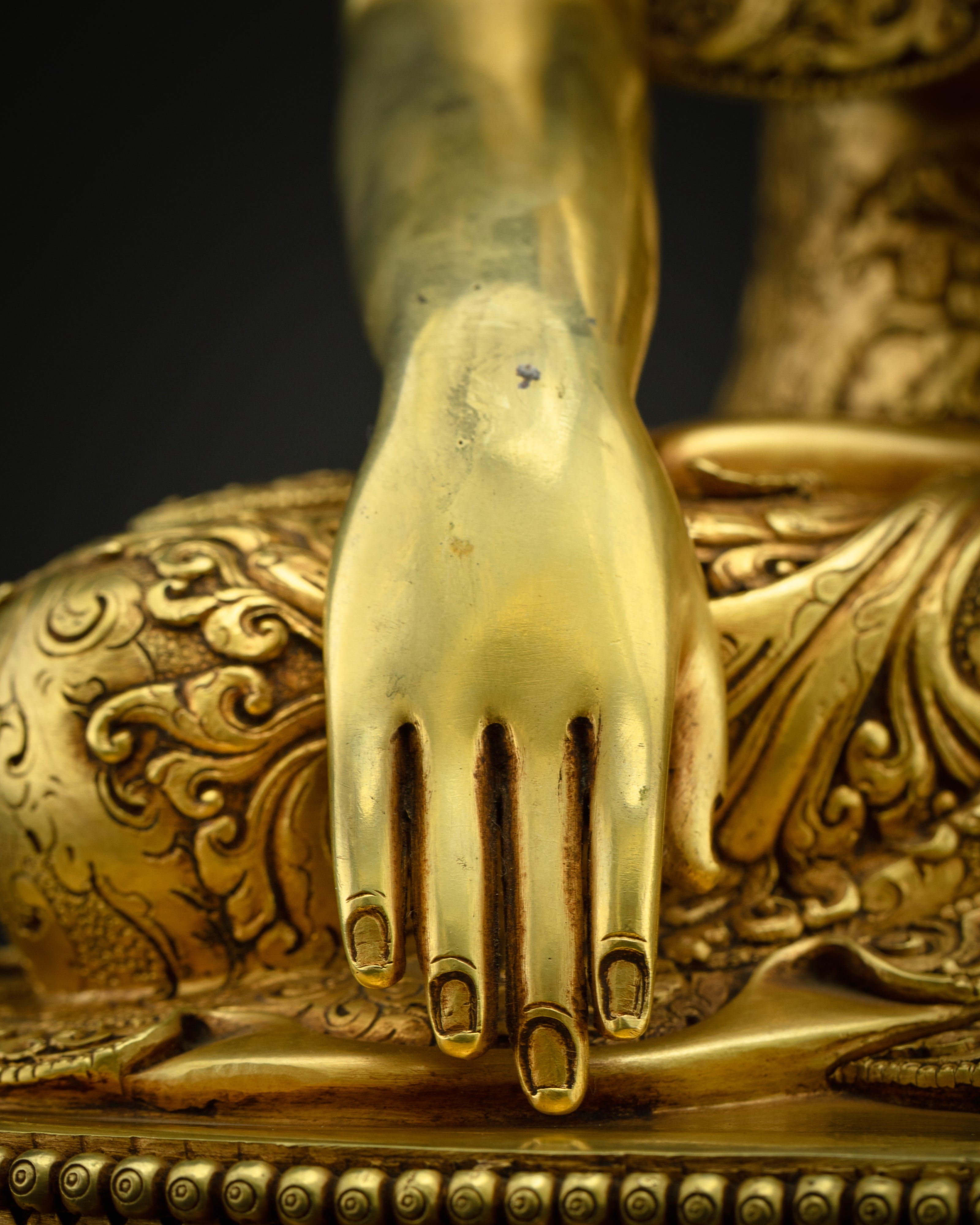 Shakyamuni Buddha Statue | Handcrafted Spiritual Decor