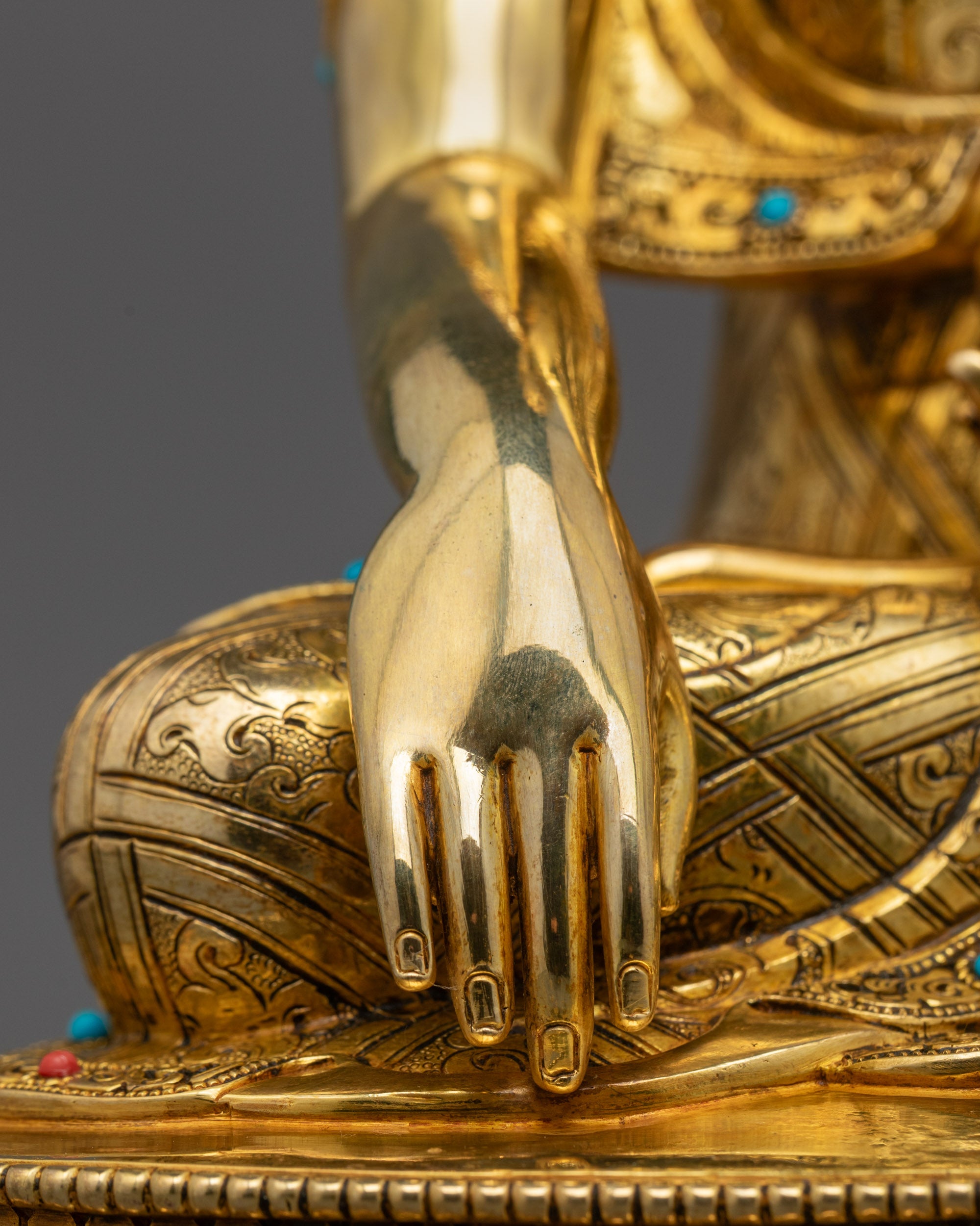 Buddha Shakyamuni Statue from Nepal | Masterful Artisan Craftsmanship