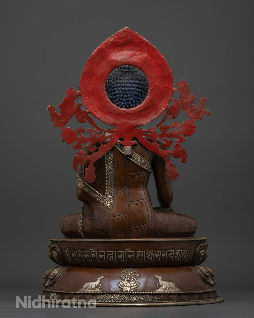 Shakyamuni : Lotus Buddha Statue