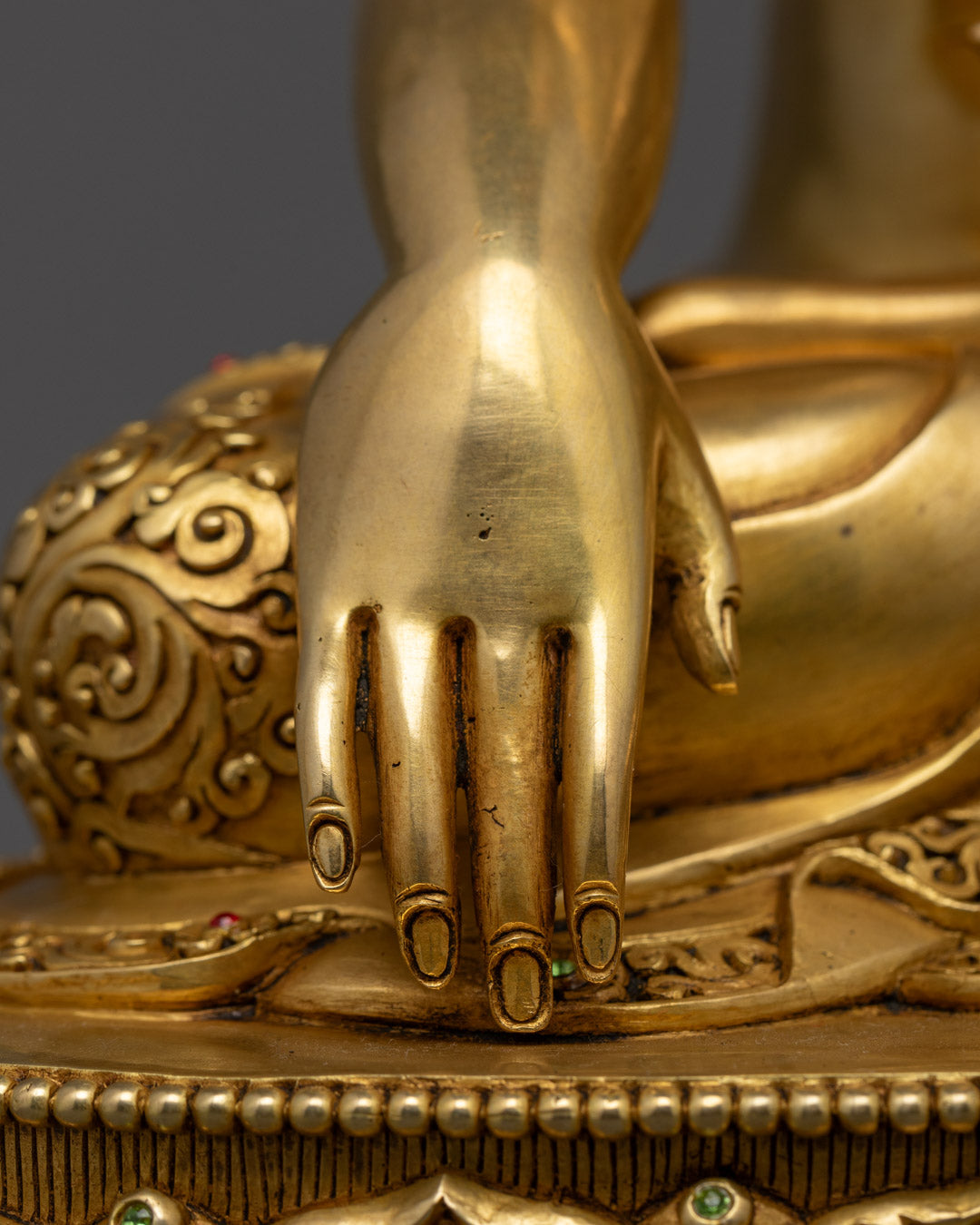 Traditional Shakyamuni Buddha Statue | Nepalese Craftmanship